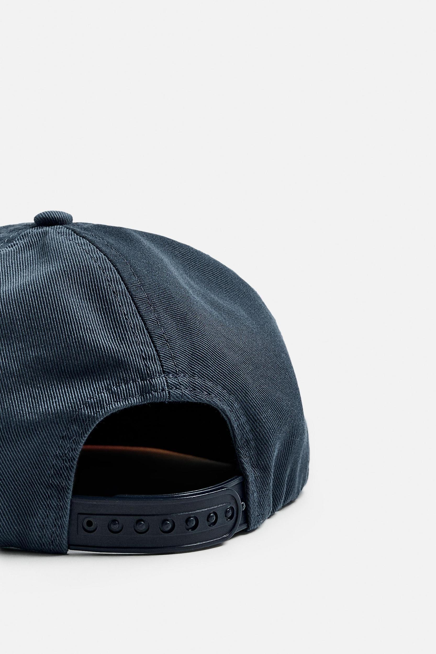 FLAT BILL EMBROIDERED CAP Product Image