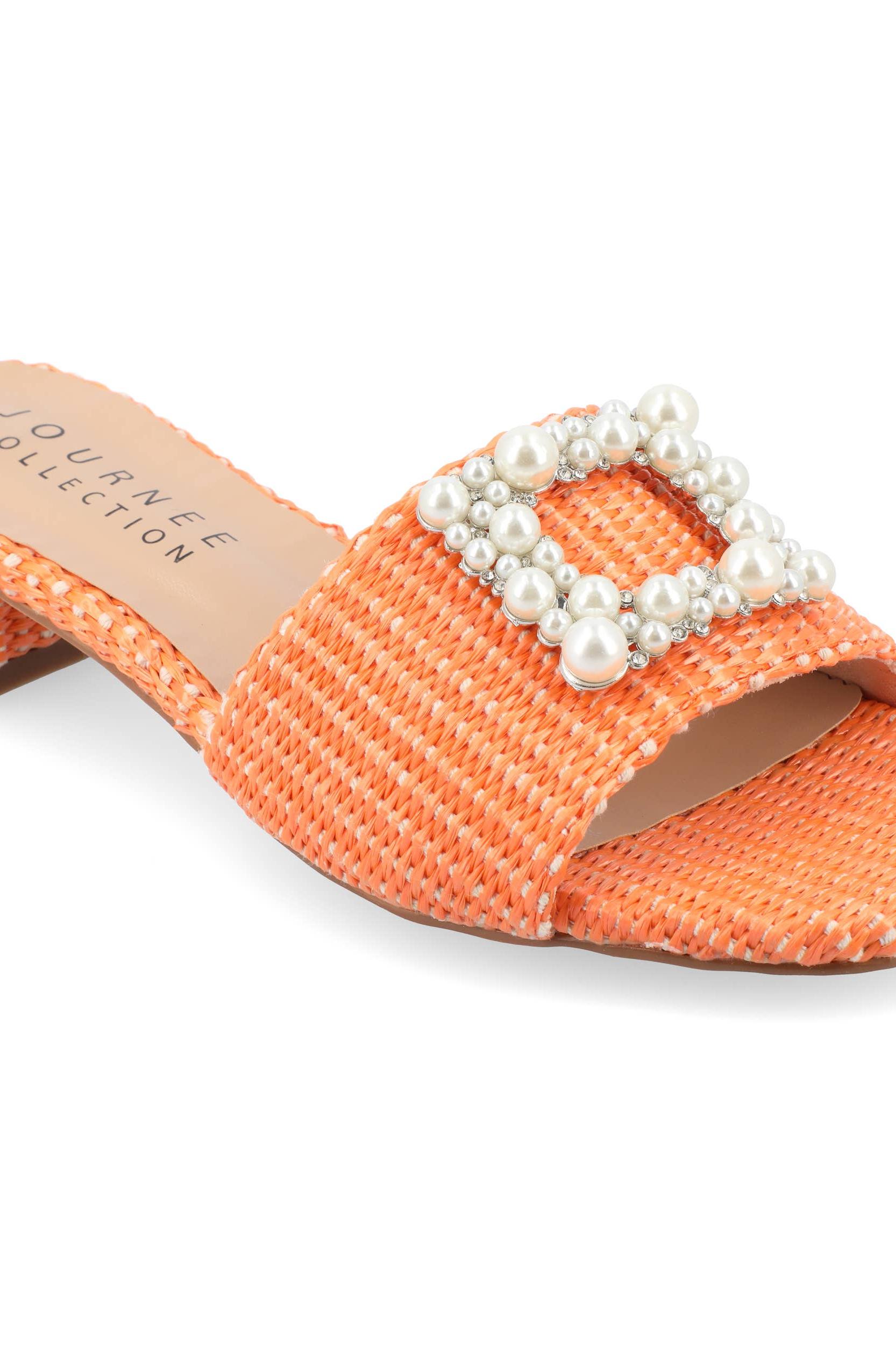 Journee Collection Women's Tru Comfort Foam√¢¬Ñ¬¢ Justina Sandals Female Product Image