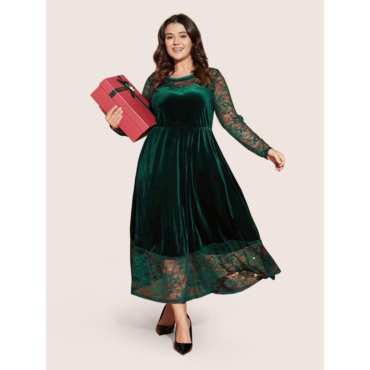 Plus Size Solid Contrast Lace Pocket Round Neck Velvet Dress DarkGreen Women Glamour Lace Round Neck Long Sleeve Curvy Midi Dress BloomChic 18-20/2X Product Image