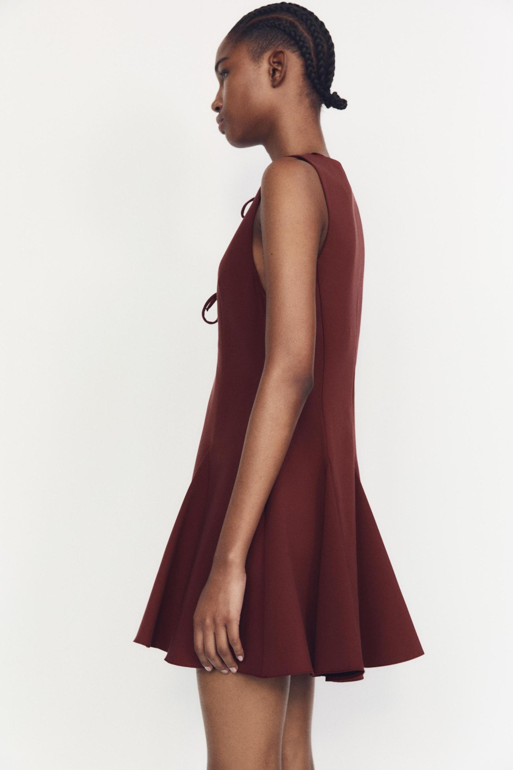 GODET BOW SHORT DRESS Product Image