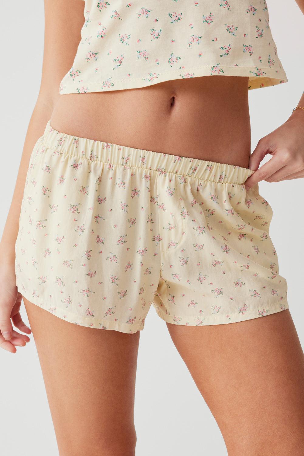 Farmhouse Floral Mini Short - Buttercup Bouquet Product Image