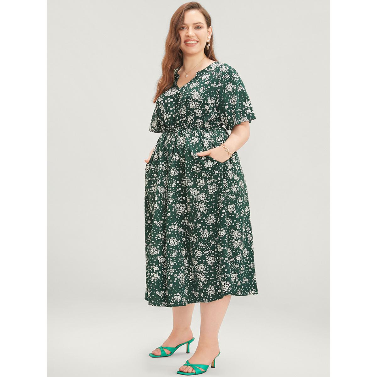 Plus Size Floral Print Raglan Sleeve Pocket Drawstring Ruffles Dress ArmyGreen Women Elegant Drawstring V-neck Short sleeve Curvy Midi Dress BloomChic 28/5X Product Image