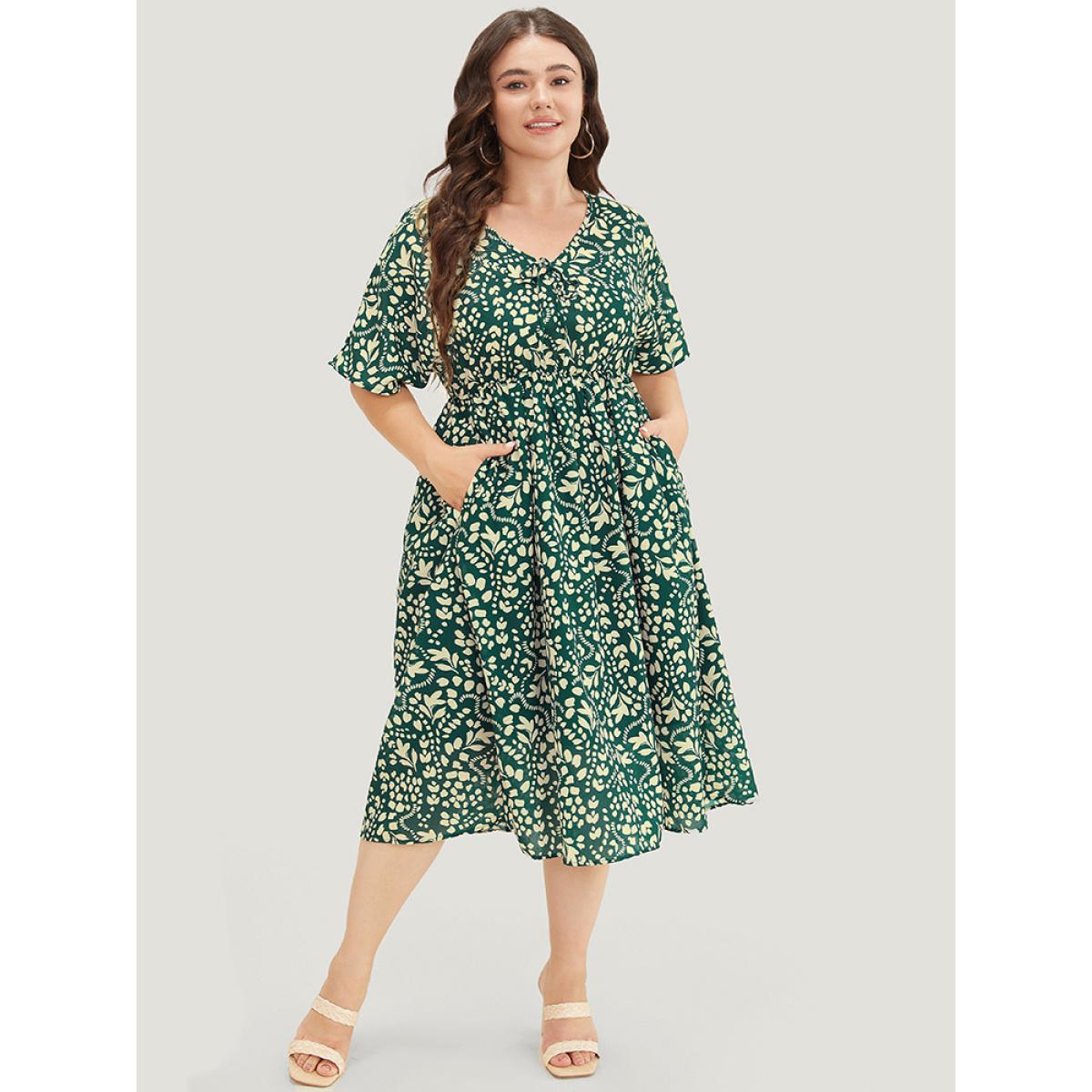 Plus Size Plant & Geometric Batwing Sleeve Pocket Flutter Knot Neck Dress DarkGreen Women Elegant Knotted V-neck Short sleeve Curvy Midi Dress BloomChic 28/5X Product Image