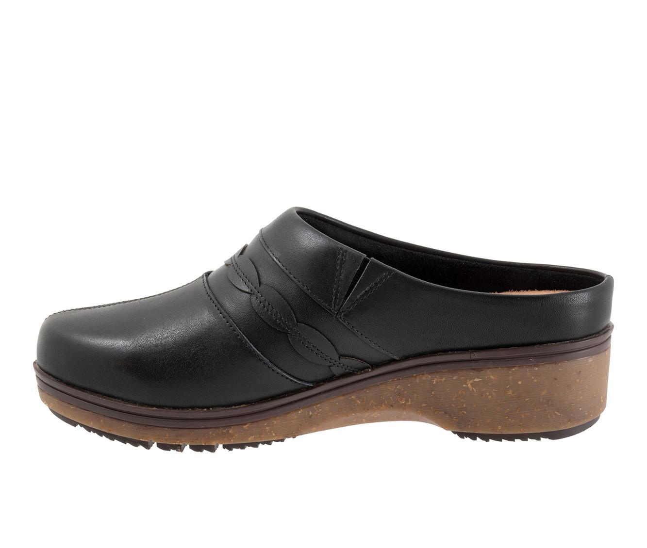 Women's Softwalk Amber 3.0 Clogs Product Image