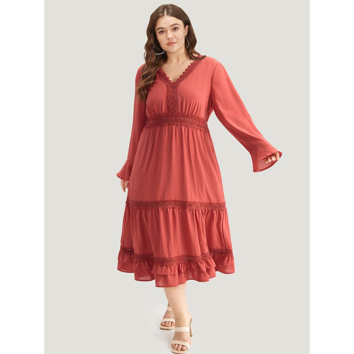 Plus Size Contrast Lace Bell Sleeve Layered Hem Dress Crimson Women Elegant Plain V-neck Long Sleeve Curvy Midi Dress BloomChic 18-20/2X Product Image