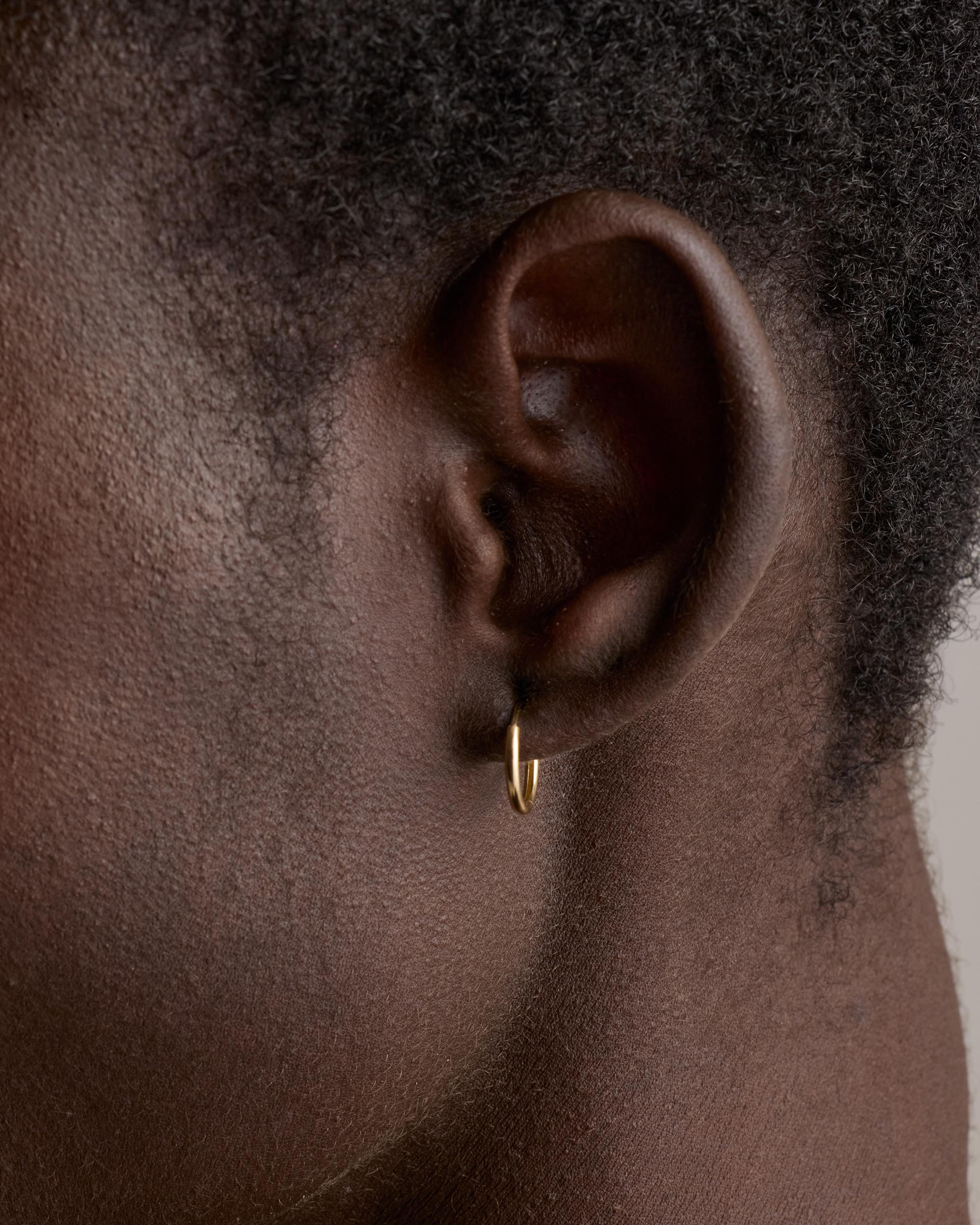 Quince | Women's 14K Gold Classic Hoop Earrings Product Image