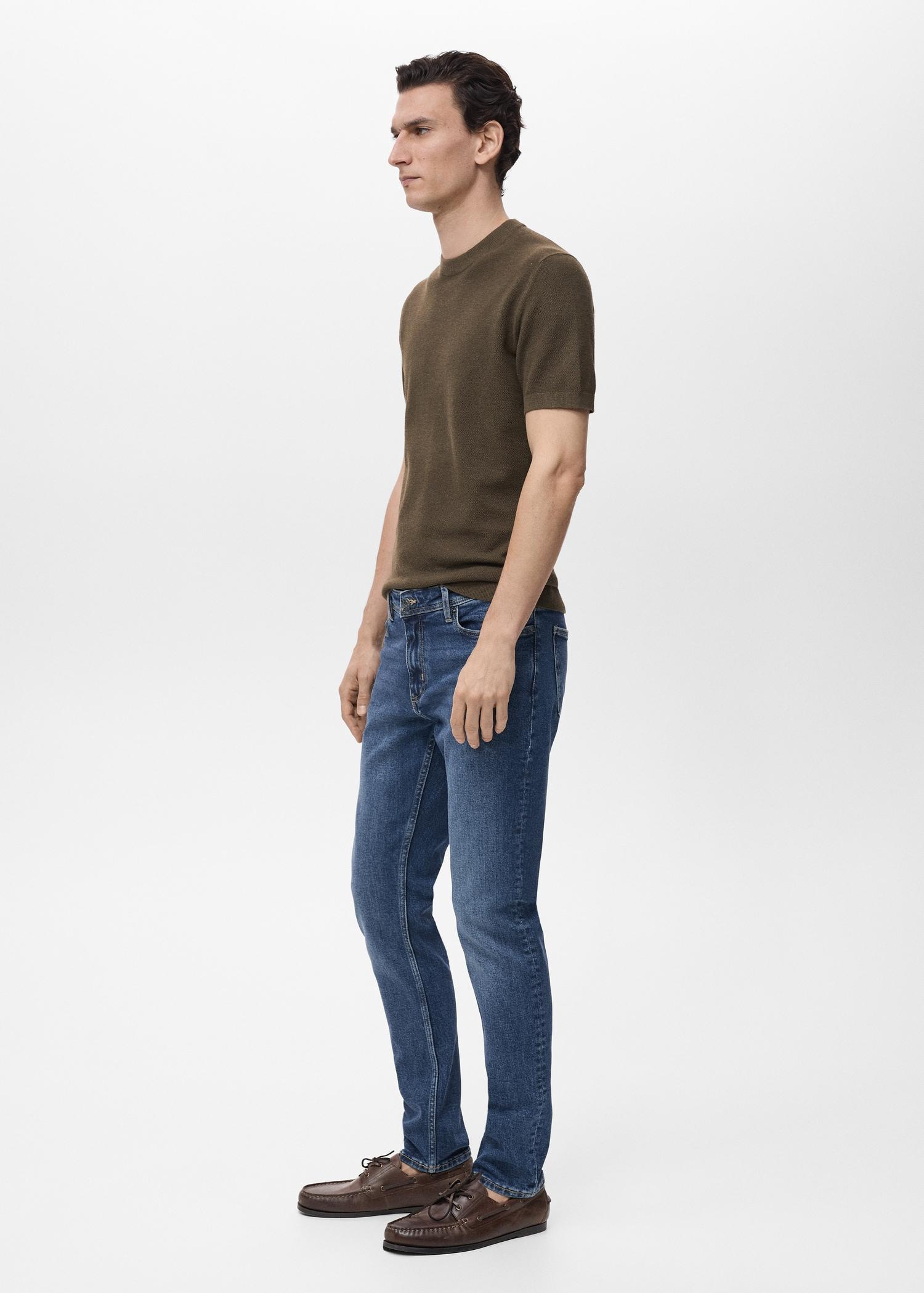 Jan slim-fit faded dark-wash jeans - Men | MANGO USA Product Image