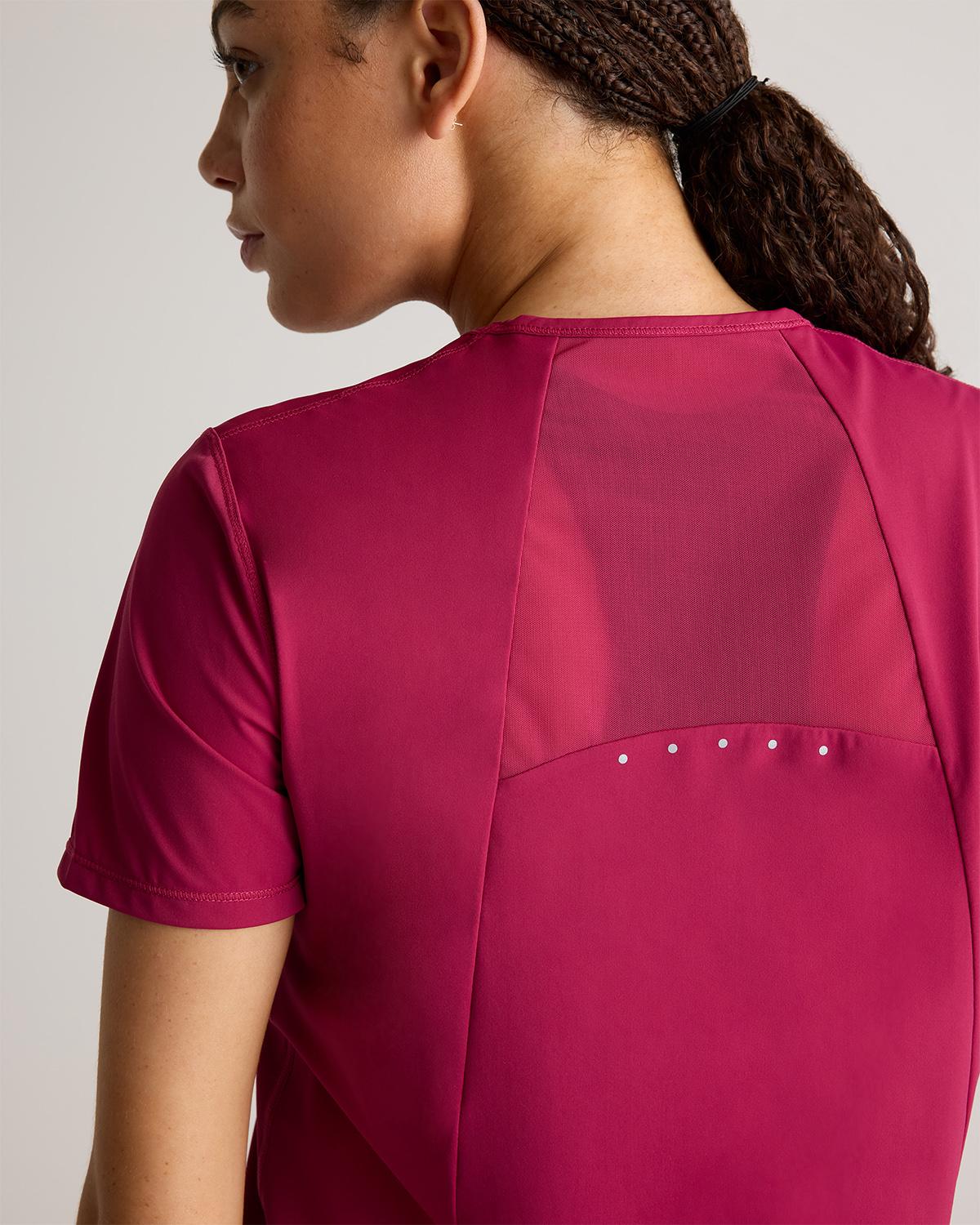 Quince | Women's Essential Run T-Shirt Size XS, Nylon/Spandex Product Image
