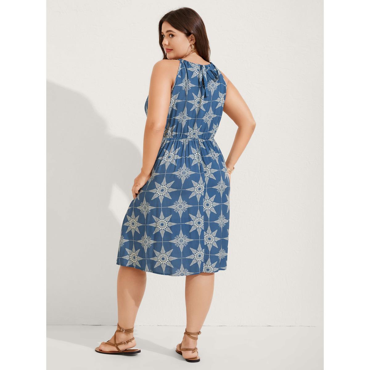 Plus Size Starry Print Sleeveless Pockets Midi Dress Mediumblue Women Boho Round Neck Sleeveless Curvy BloomChic 22-24/3X Product Image