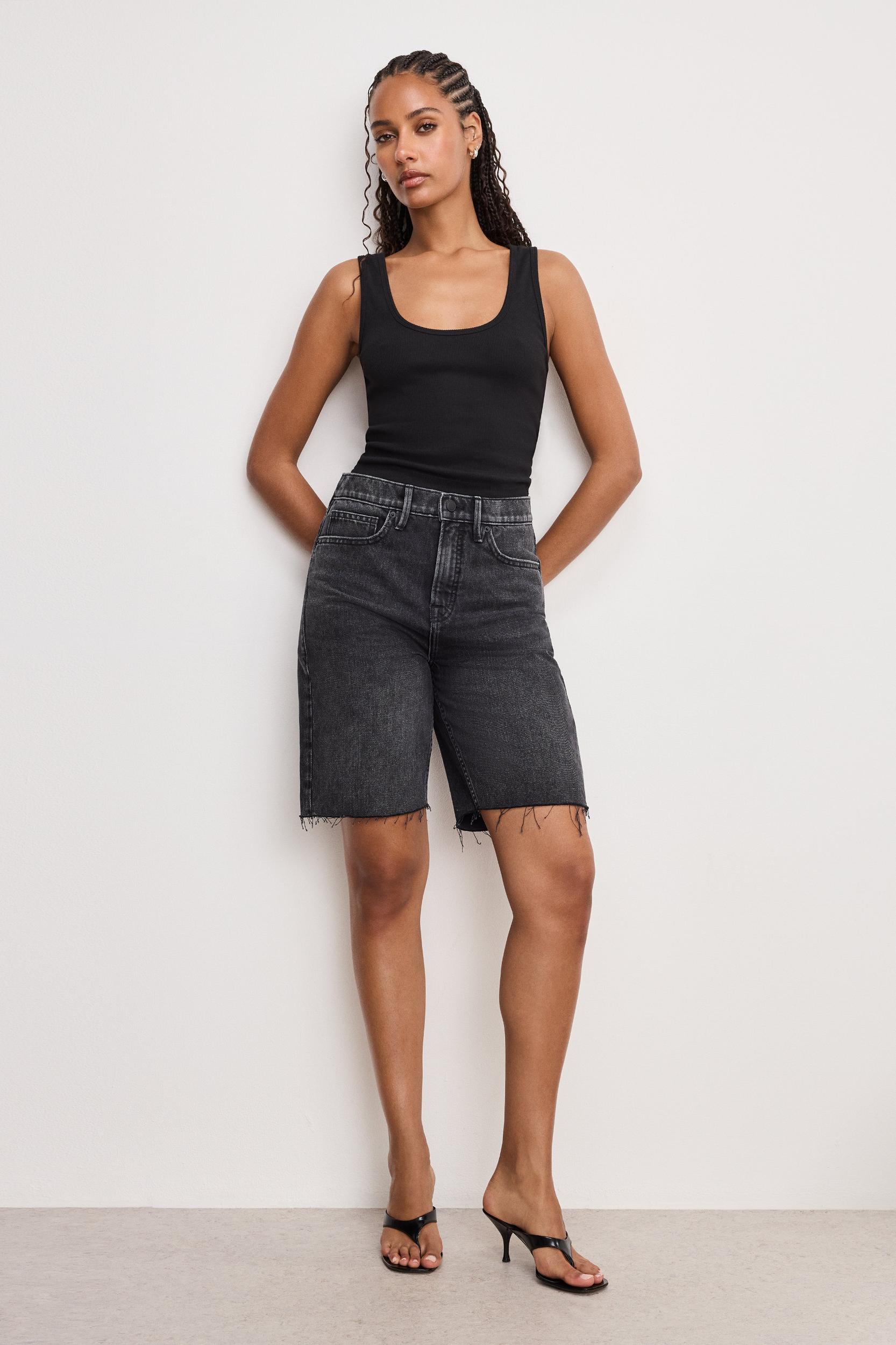 GOOD STANDARD BERMUDA SHORTS | BLACK381 Product Image