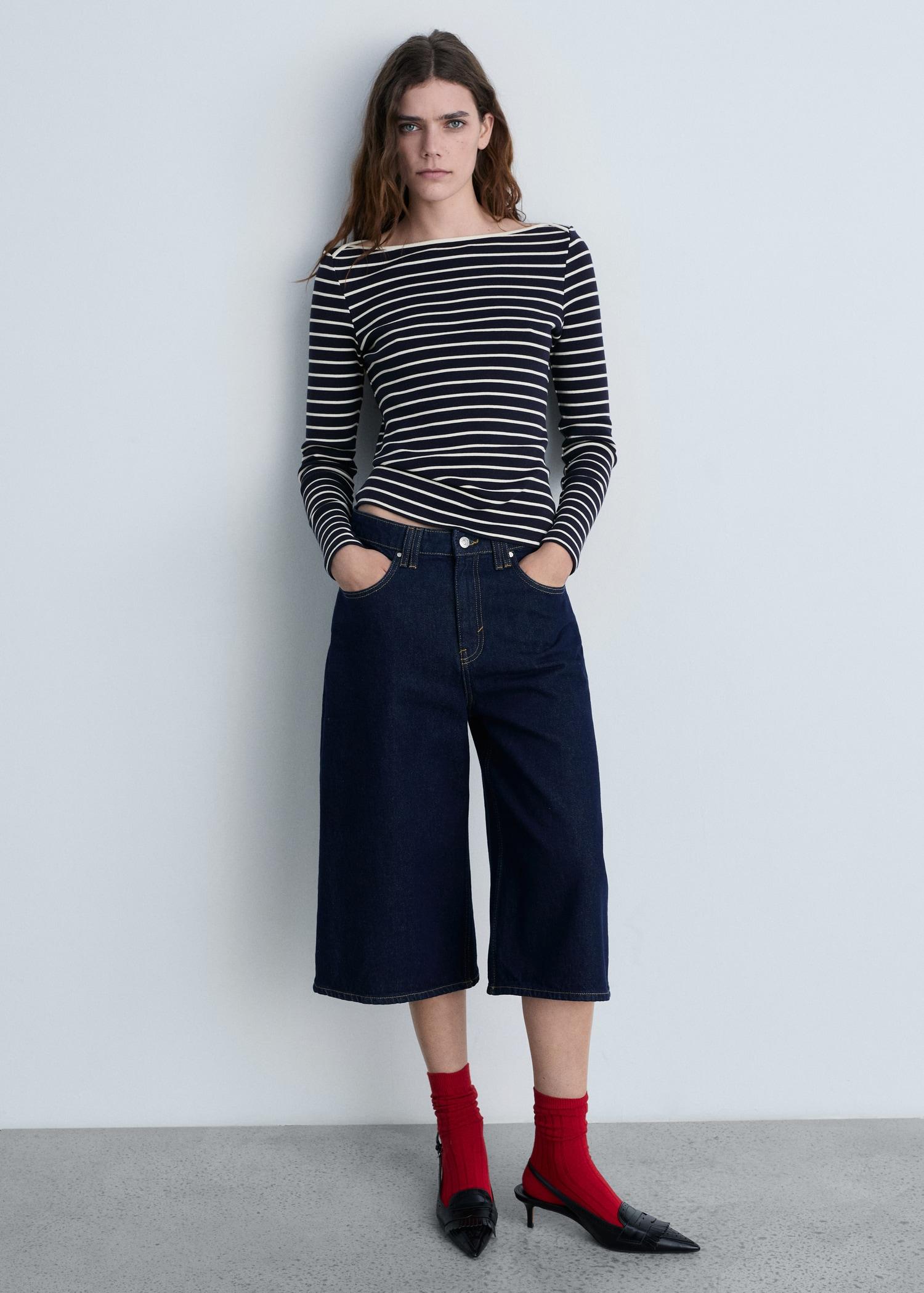 Striped boat-neck t-shirt - Women | MANGO USA Product Image