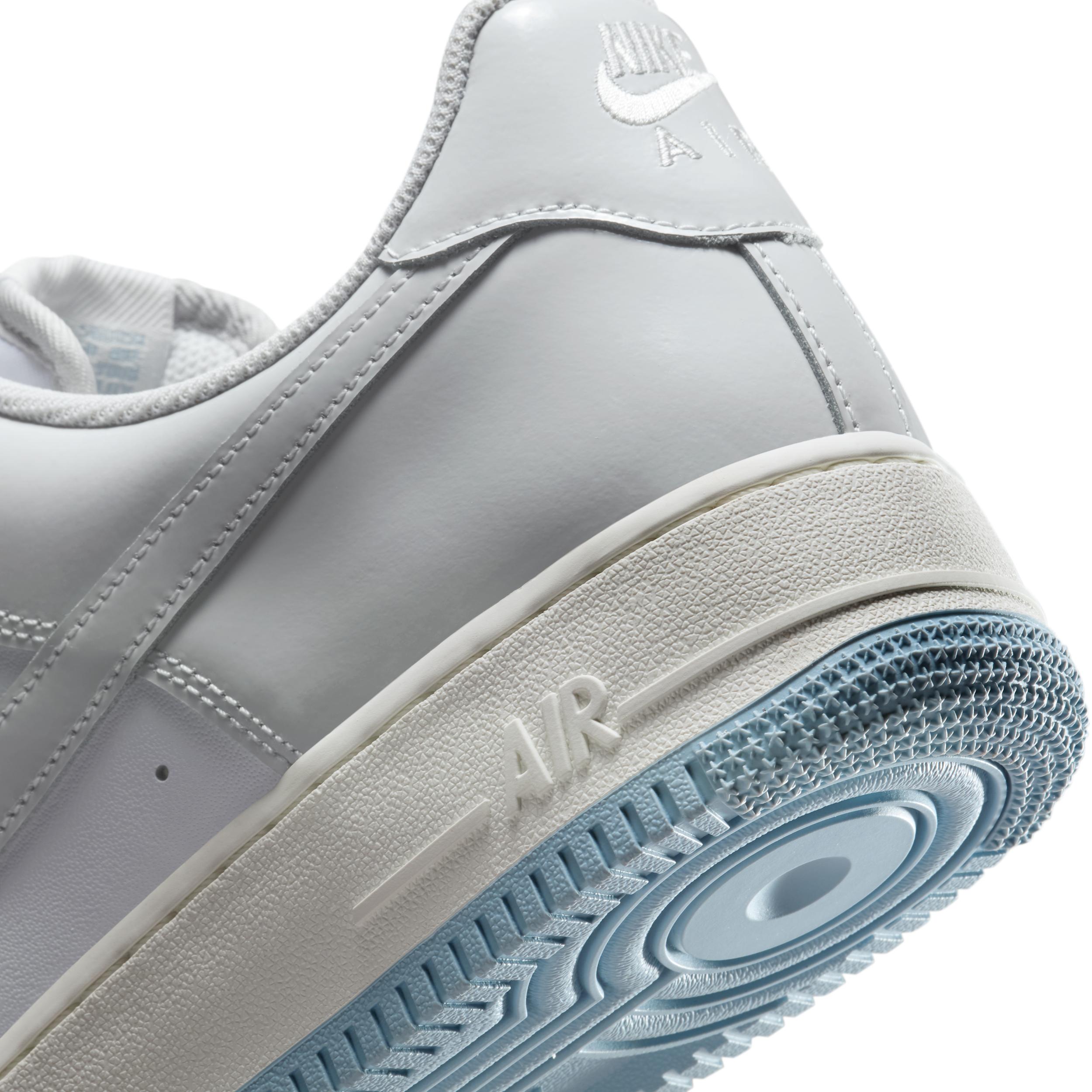 Nike Mens Air Force 1 07 Shoes | IH4461-100 Product Image