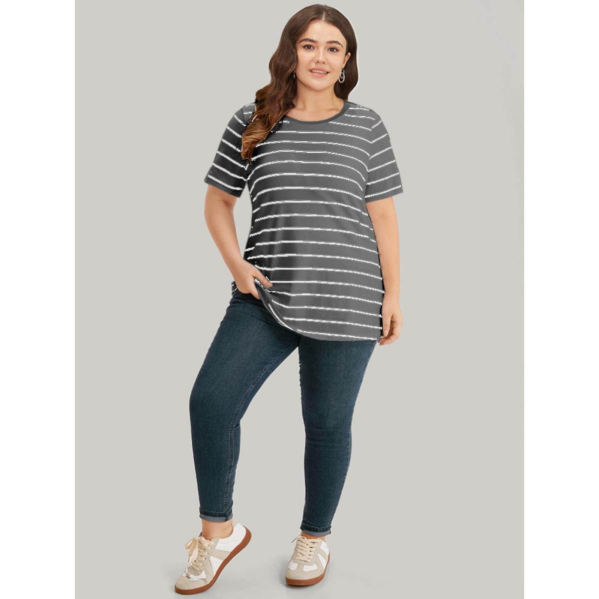 Plus Size Striped Print Round Neck T-shirt Gray Women Casual Contrast Striped Round Neck Dailywear T-shirts BloomChic 10/M Product Image