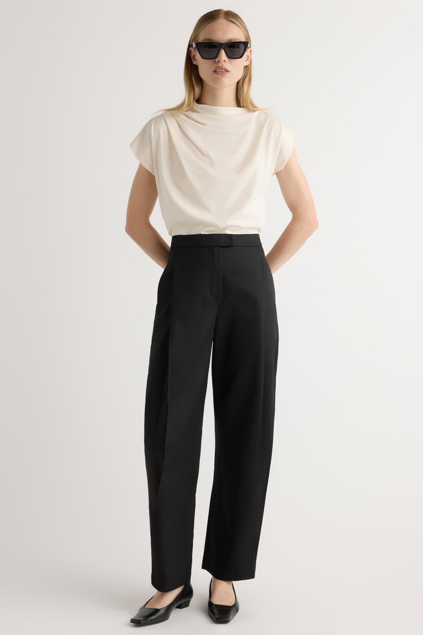 Lucia Tailored Barrel-Leg Pant Product Image