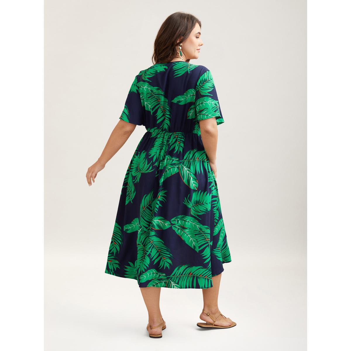 Plus Size Tropical Leaf Print Surplice Neck Midi Dress DarkBlue Women Resort Overlapping Overlap Collar Short sleeve Curvy BloomChic 22-24/3X Product Image