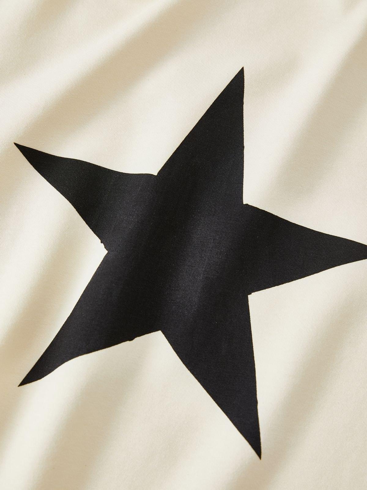 Vintage Star Print Raglan Sleeve Tee Product Image