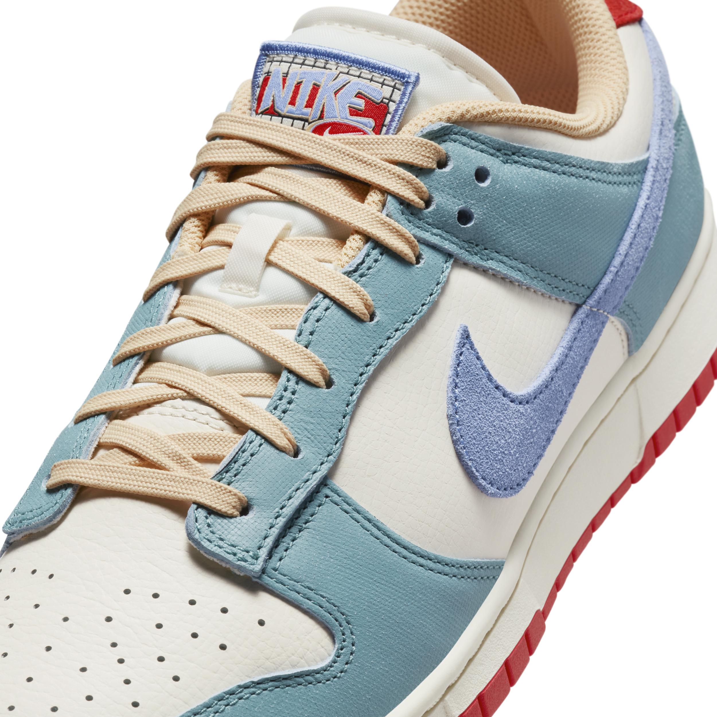 Nike Men's Dunk Low Premium Shoes Product Image