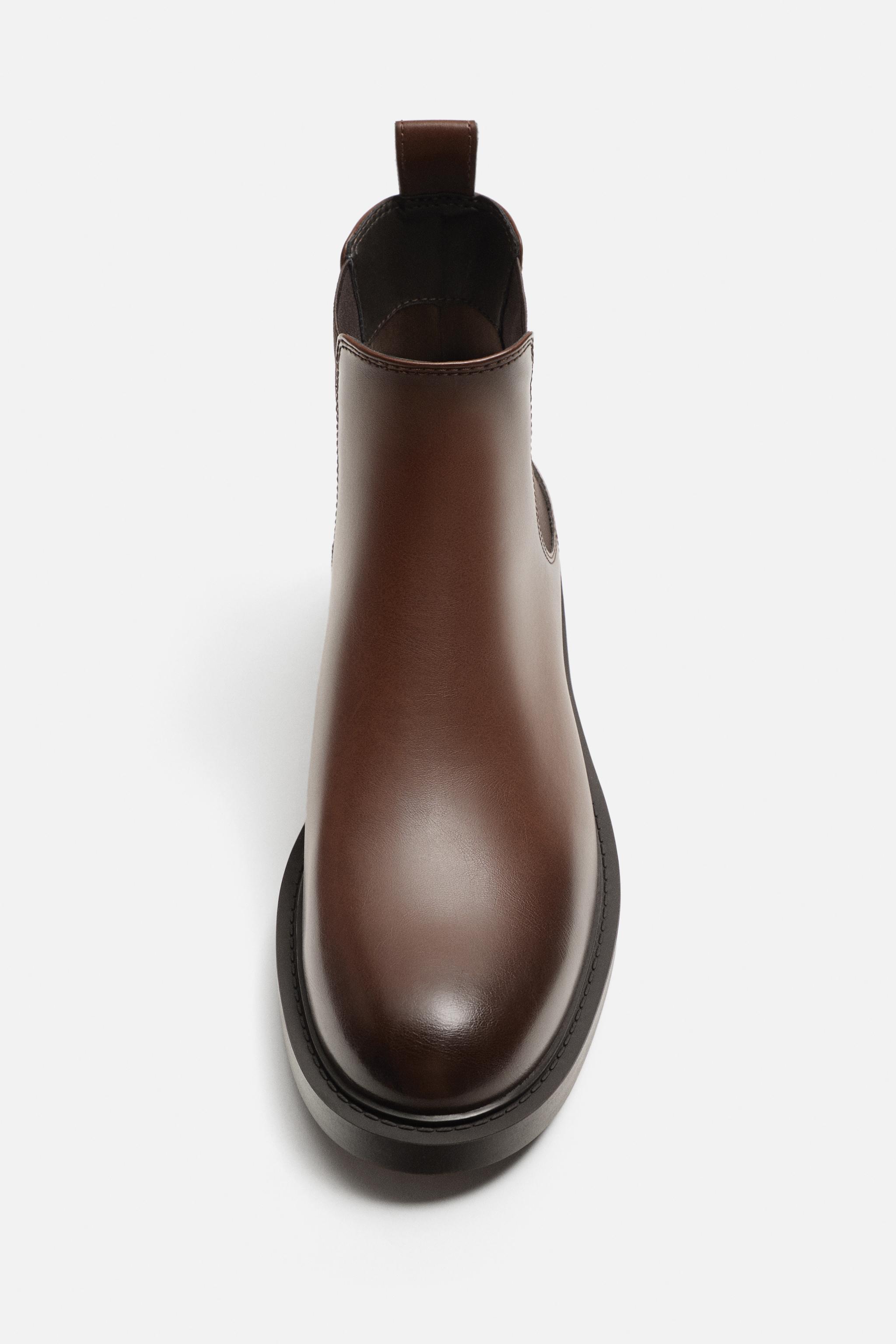 CHELSEA BOOTS Product Image