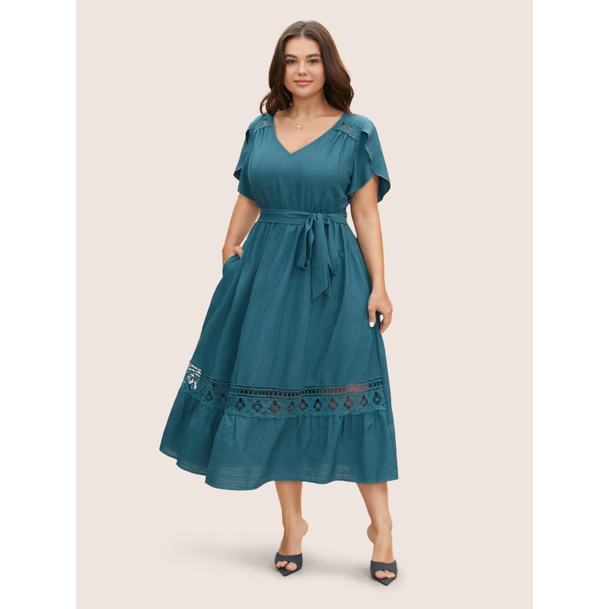 Plus Size Solid Crochet Lace Petal Sleeve Dress Aegean Women Elegant Woven ribbon&lace trim V-neck Short sleeve Curvy BloomChic 18-20/2X Product Image