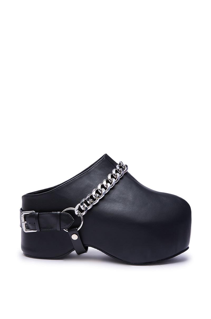 AZALEA WANG RILLMEY BLACK FLAT CLOG WITH METAL DETAIL Product Image