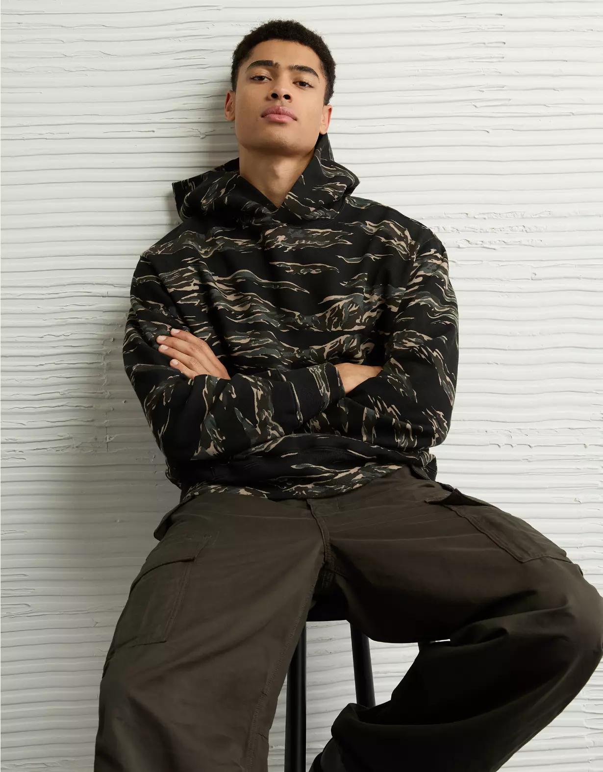 AE Laidback Luxe Heavyweight Hoodie Product Image