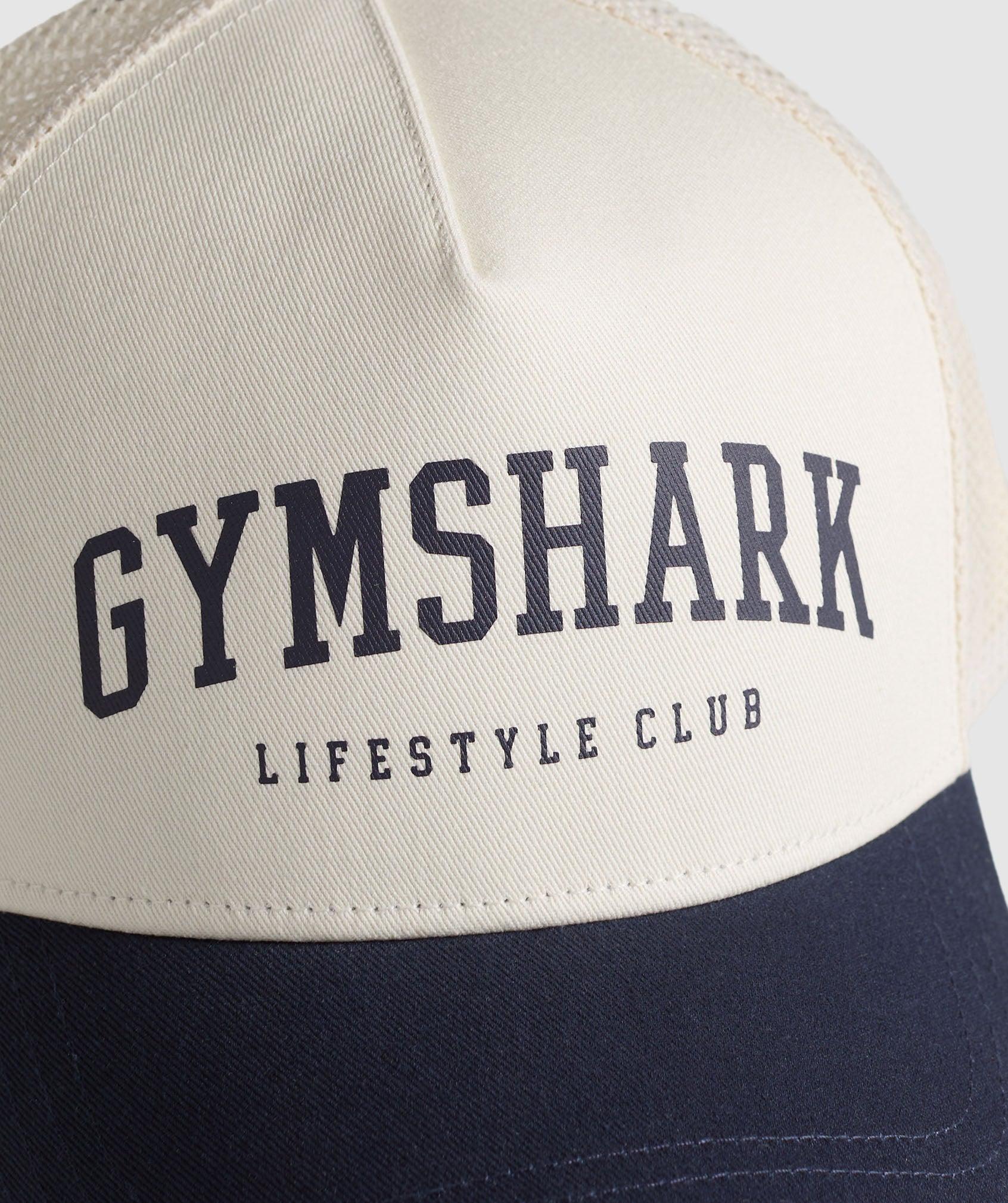 Gymshark Collegiate Trucker - Oat White/Heavy Blue Unisex Product Image