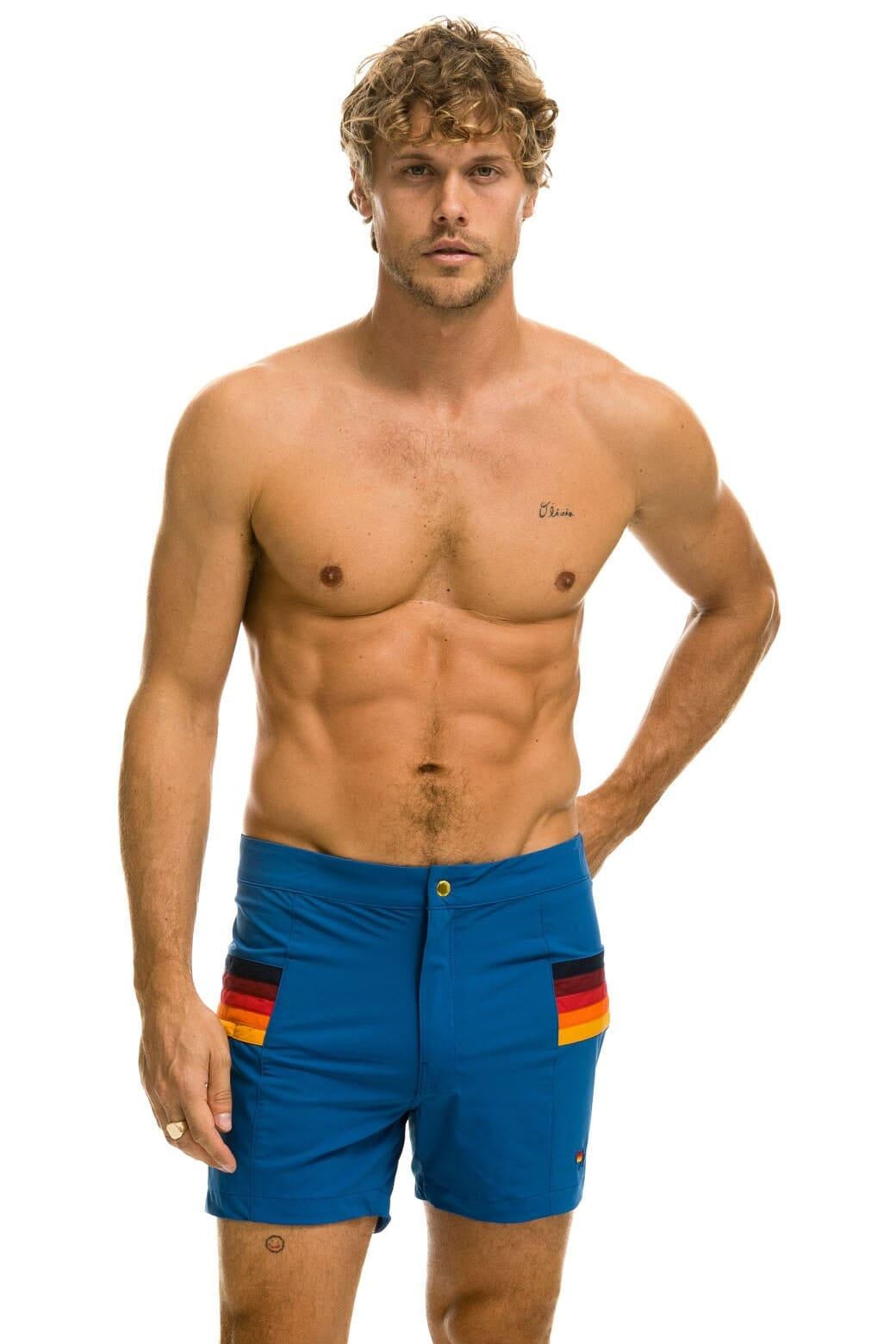 MEN'S HORIZONTAL 5 STRIPE FLEX SHORTS - SEA Male Product Image