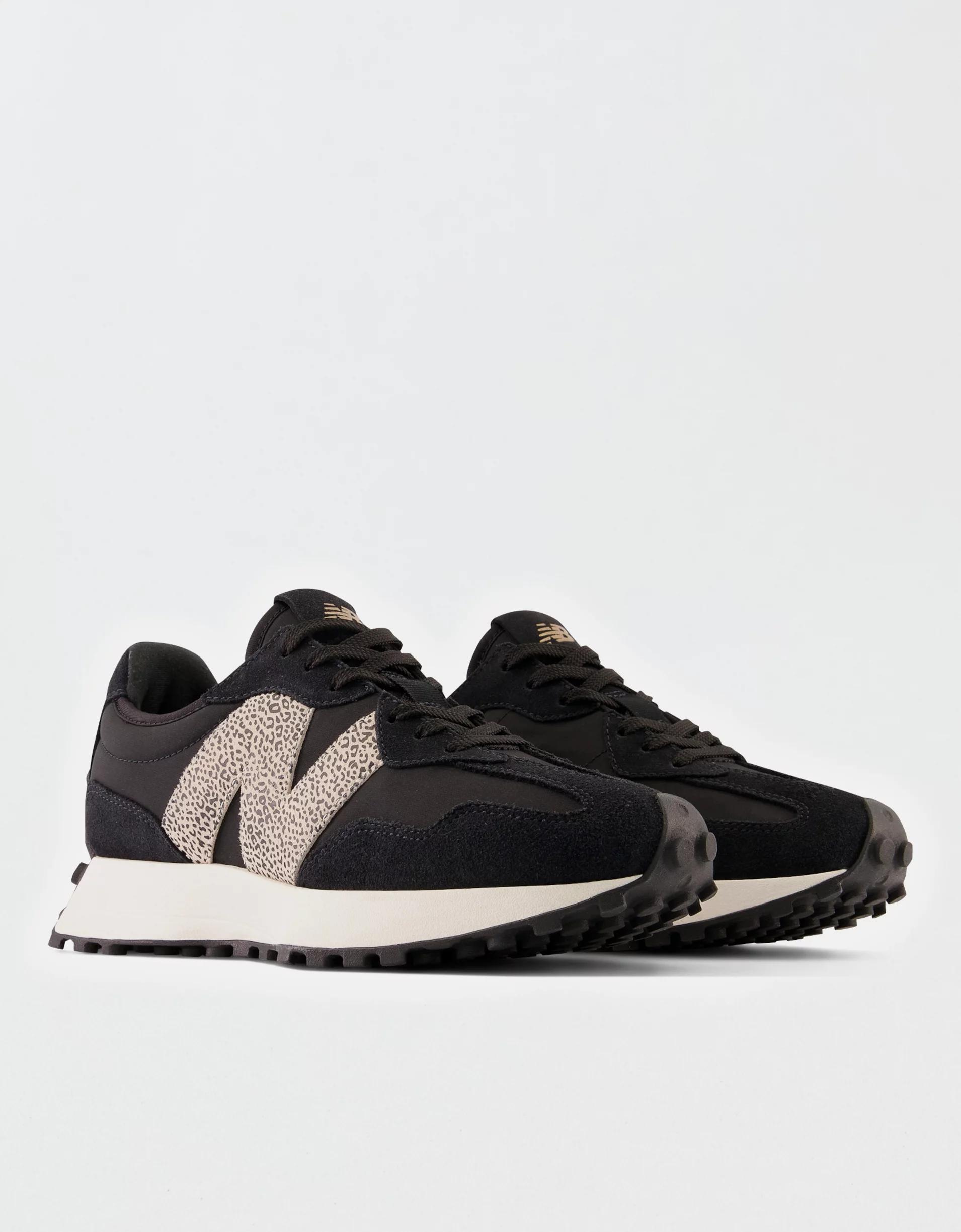 New Balance 327 Sneaker Product Image