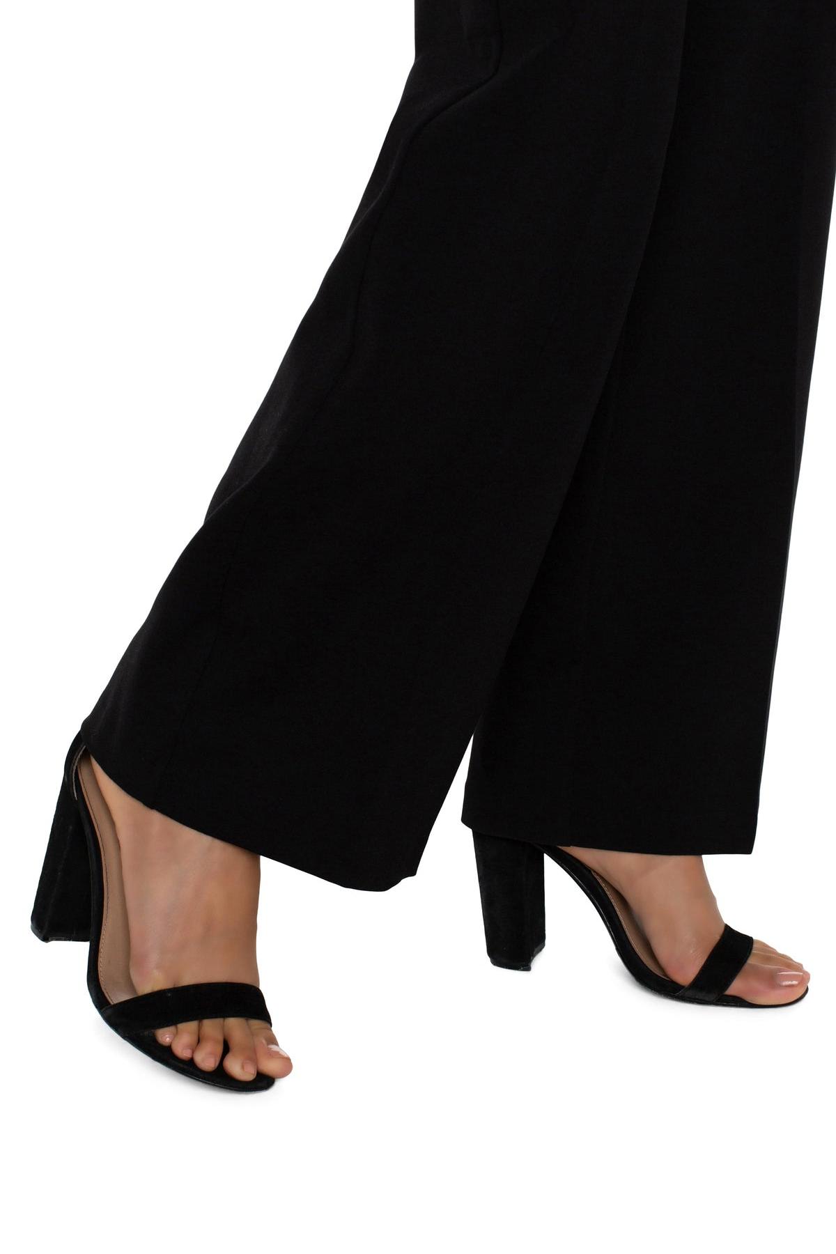 Petite Kelsey Wide Leg Trouser - Black Product Image