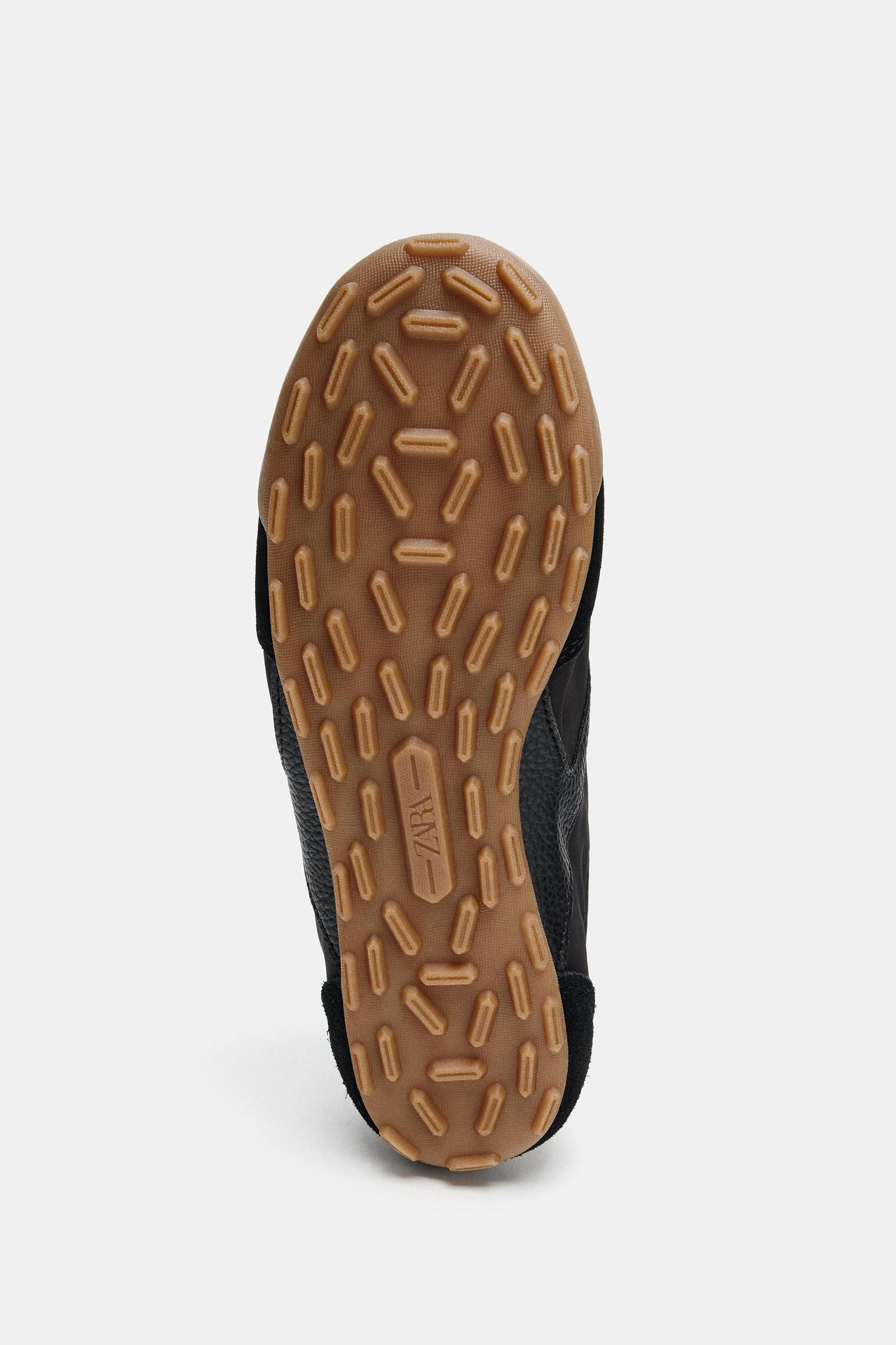 SNEAKERS WITH OVERLAPPING TONGUE DETAIL Product Image