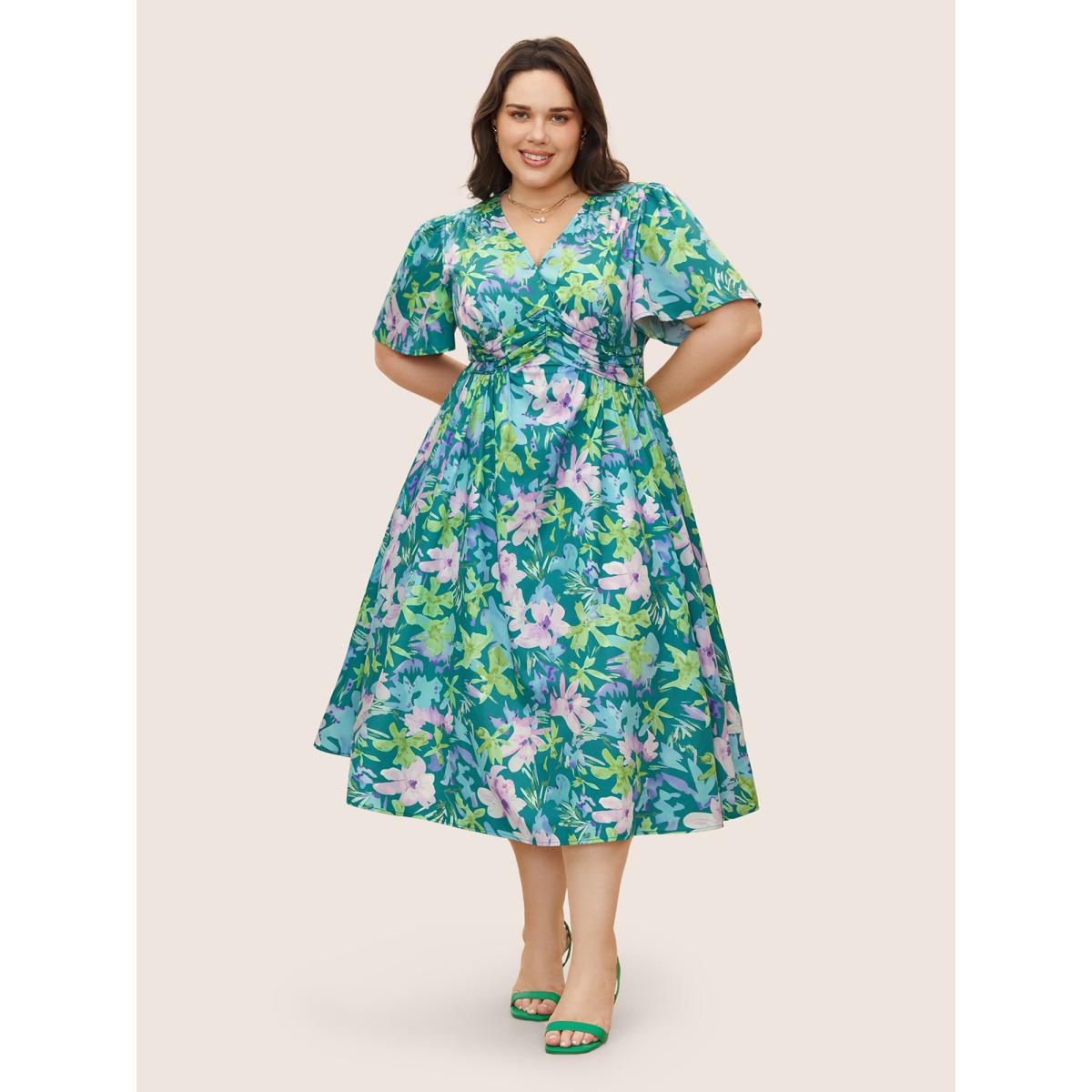 Plus Size Floral Print Pleated Ruffle Sleeve Dress Multicolor Women Elegant Pleated V-neck Short sleeve Curvy BloomChic 18-20/2X Product Image