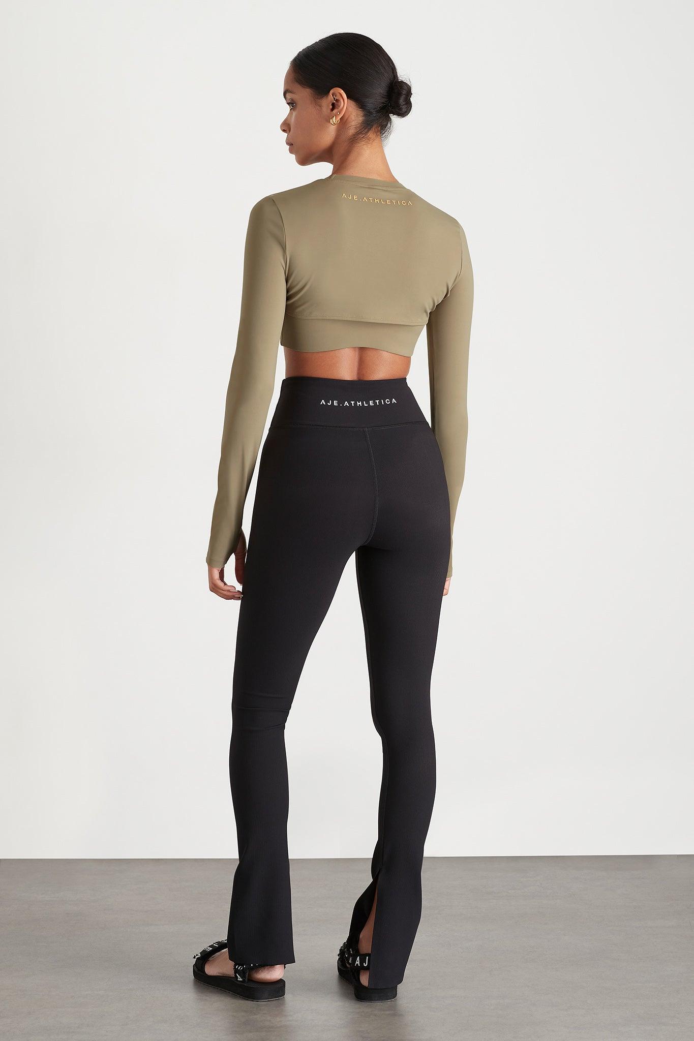 Layered Crop Set 356 Product Image