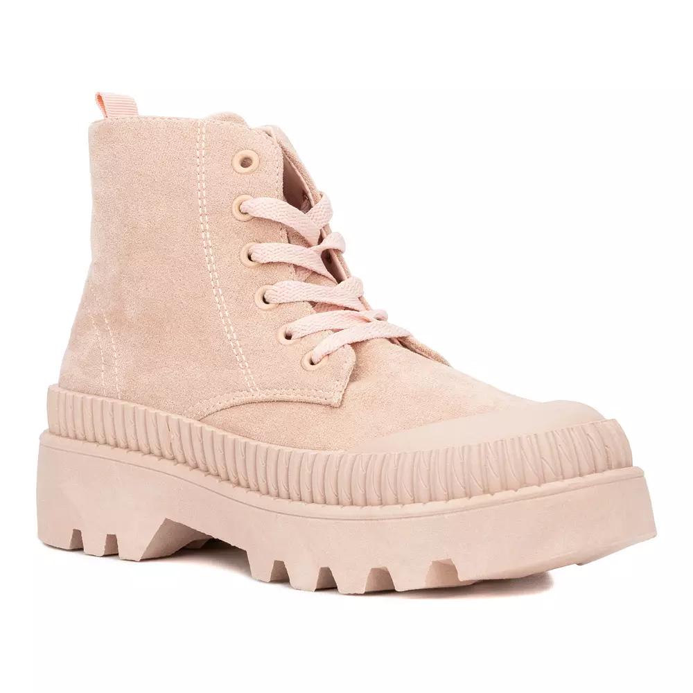 Olivia Miller Tessa Women's Lugged Ankle Boots, Size: 9, Blush Product Image