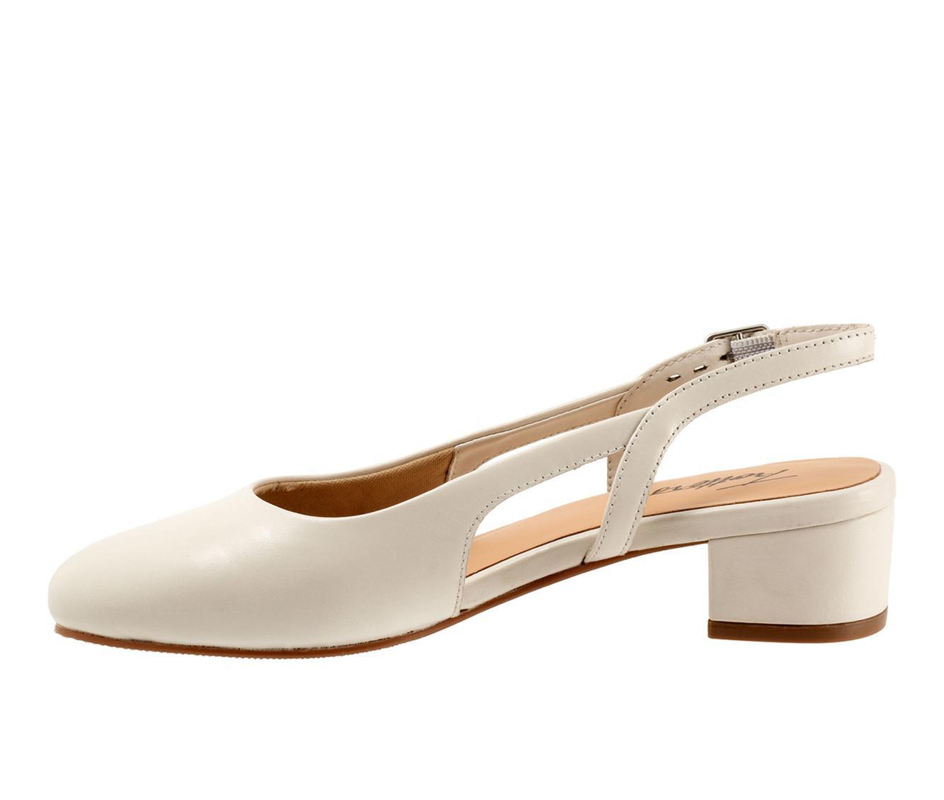 Women's Trotters Dottie Pumps Product Image