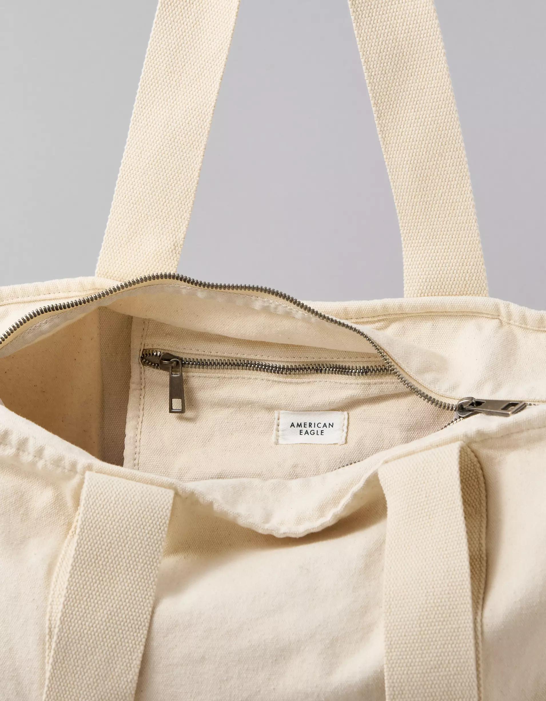 AEO Weekender Tote Bag Product Image