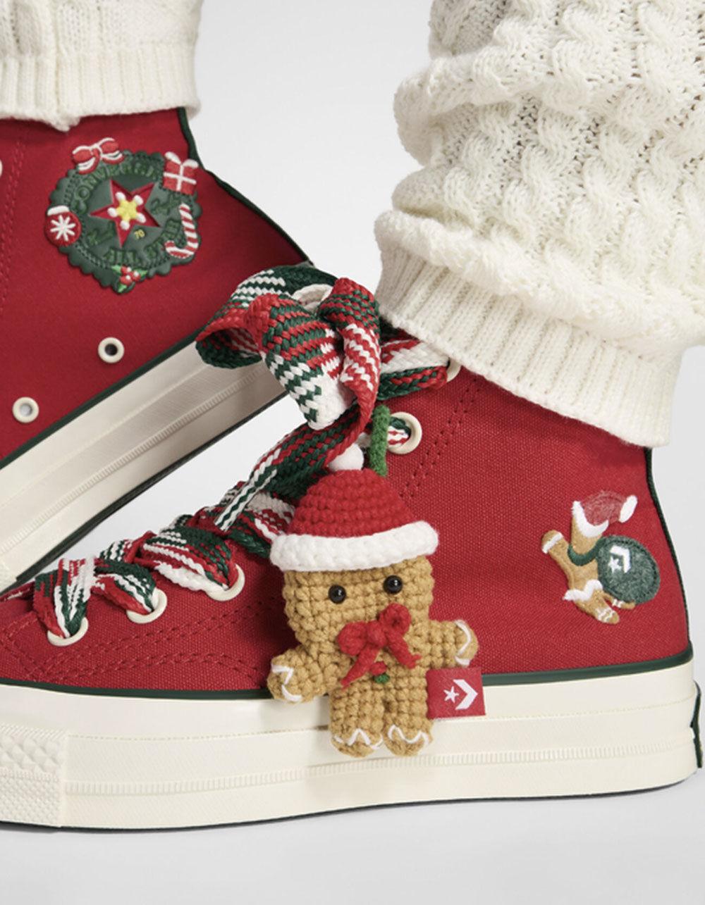CONVERSE Chuck 70 Christmas High Top Womens Shoes - GREEN Product Image