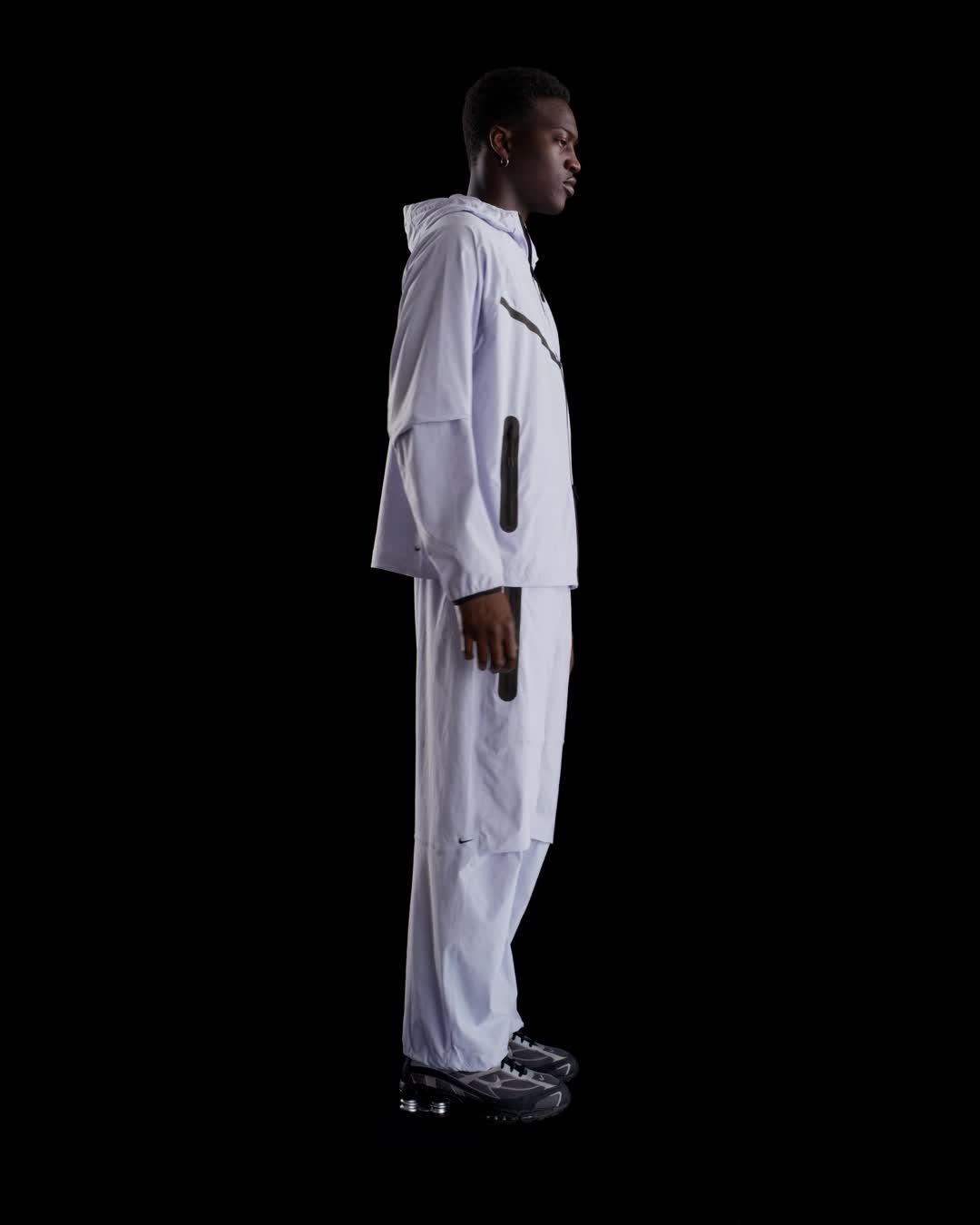 Nike Mens Tech Woven Oversized Pants | HM7158-057 Product Image