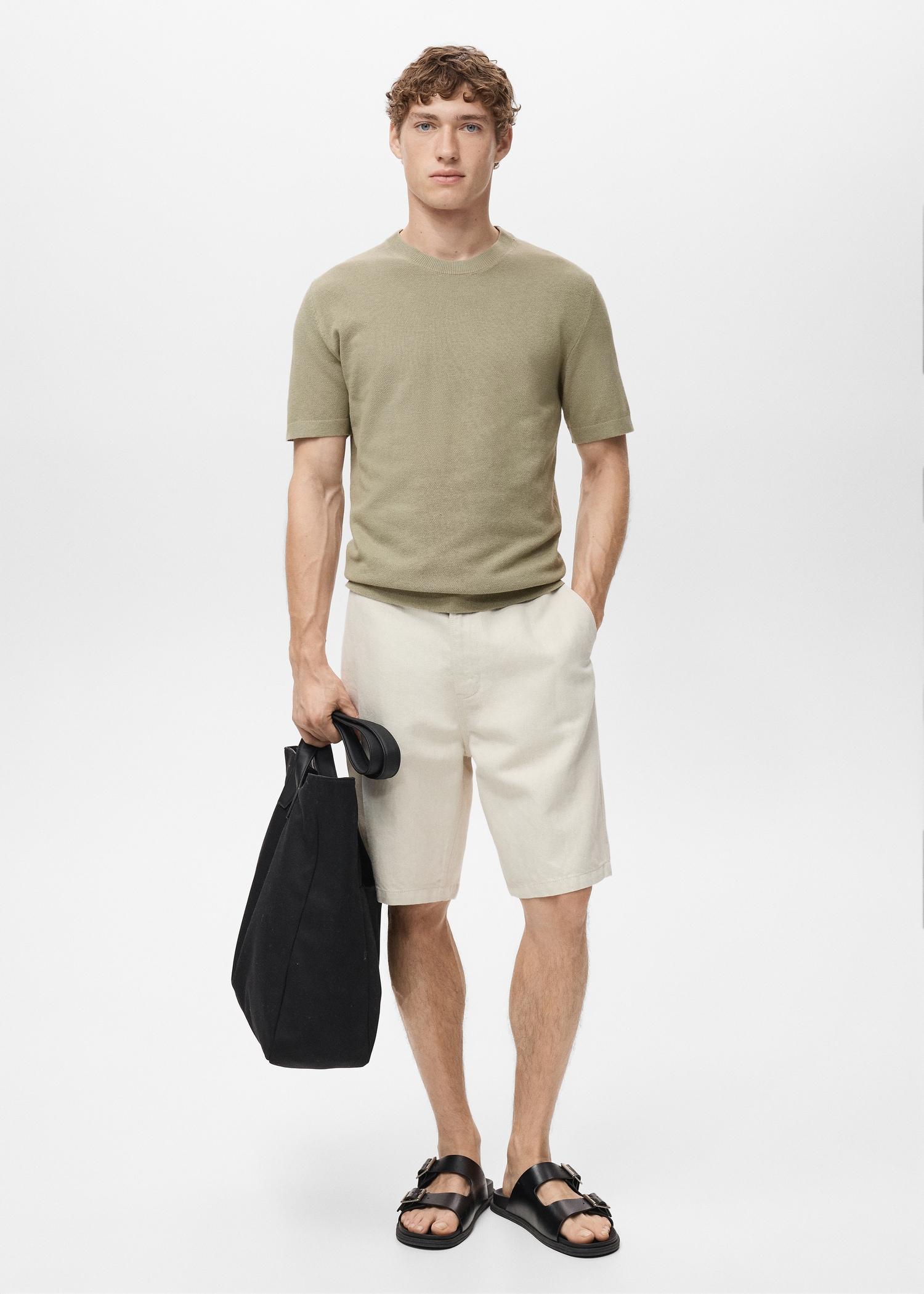 Cotton fine-knit t-shirt - Men | MANGO USA Product Image