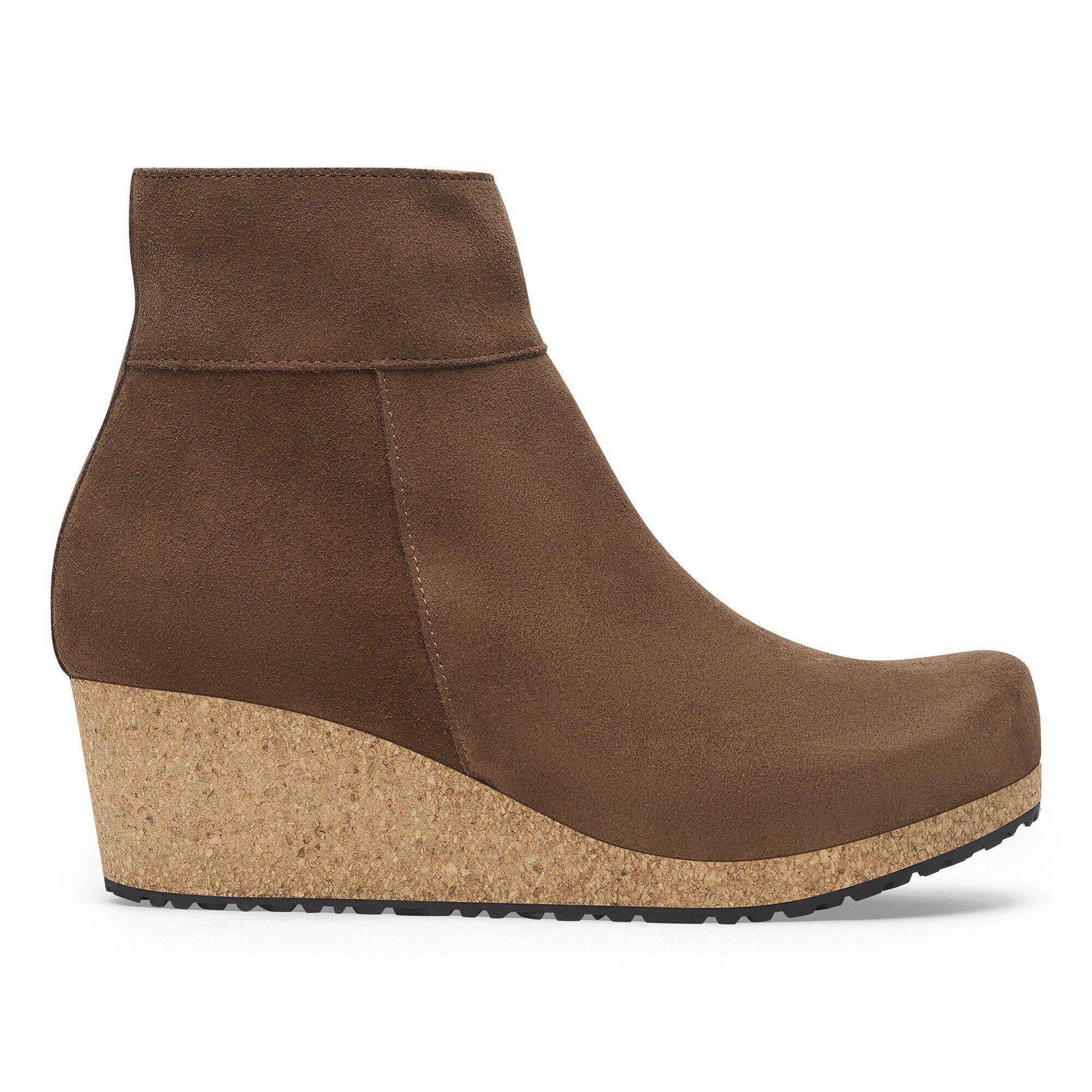 Ebba Suede Leather Product Image