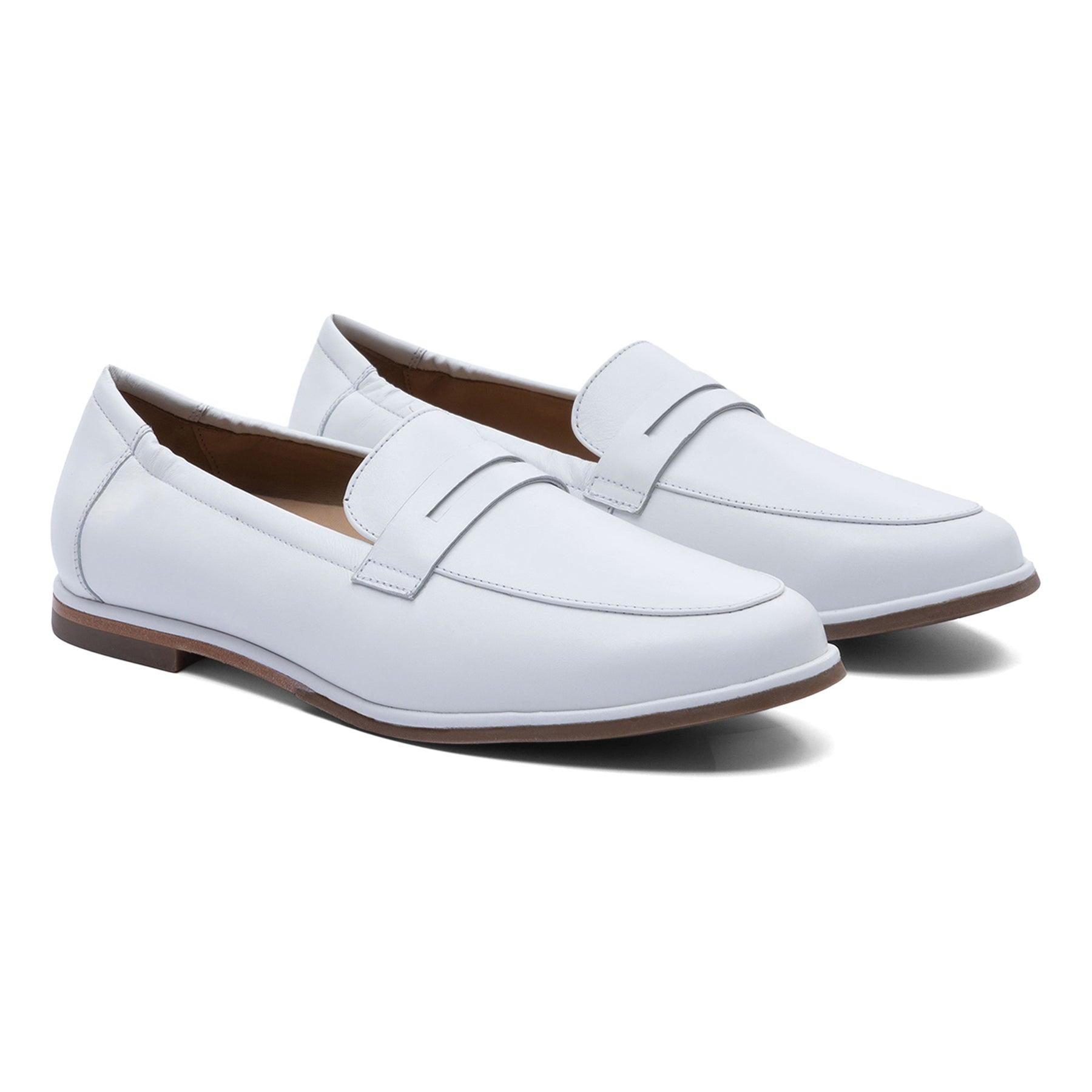 Strada Loafer Female Product Image
