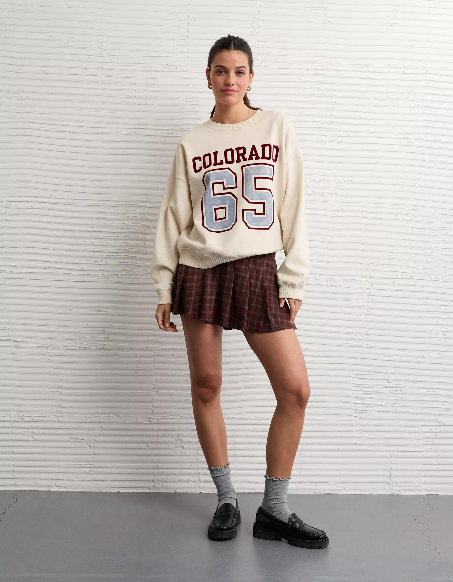 AE Relaxed Graphic Sweatshirt Product Image