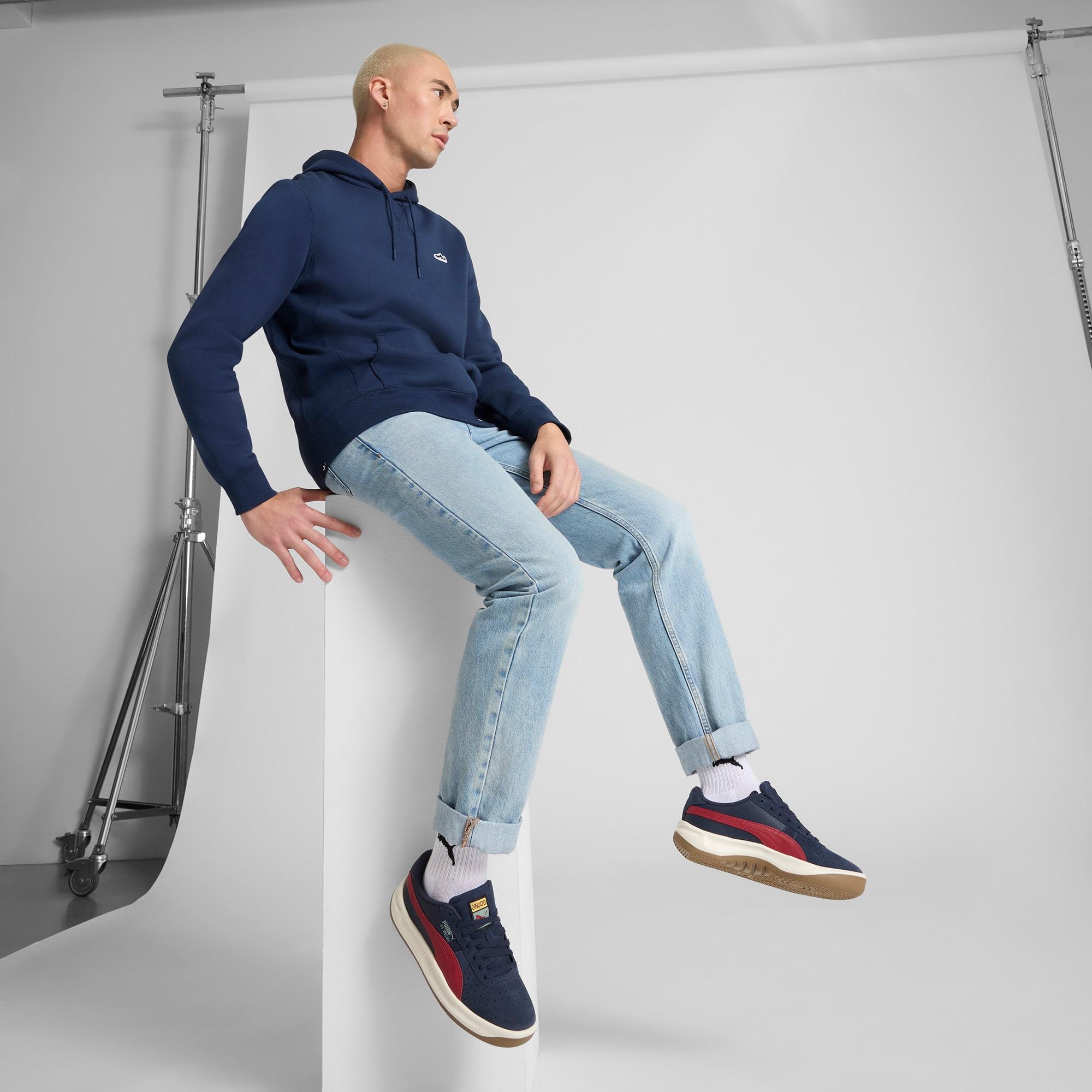 GV Special ROAD TO UNITY Men's Sneakers Product Image