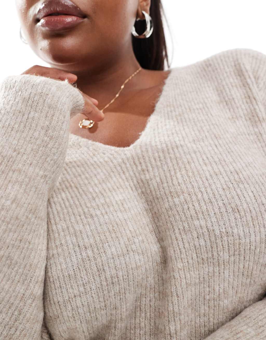 ONLY Curve v-neck sweater in stone Product Image