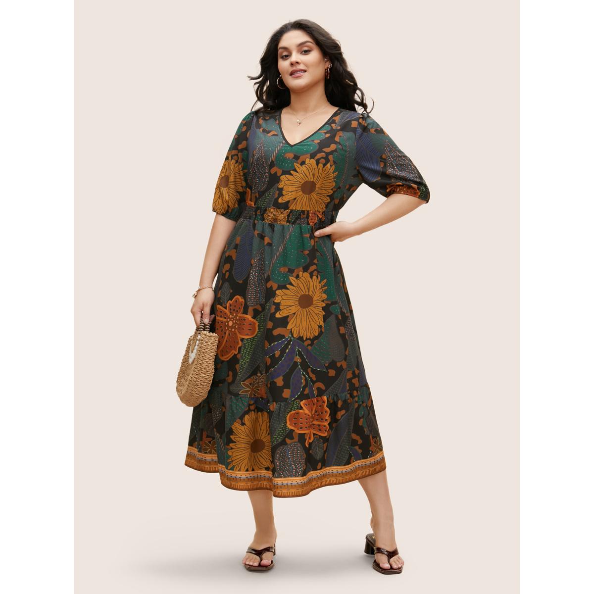 Plus Size Floral Shirred Lantern Sleeve Midi Dress DarkBlue Women Resort Gathered V-neck Half Sleeve Curvy BloomChic 14-16/1X Product Image