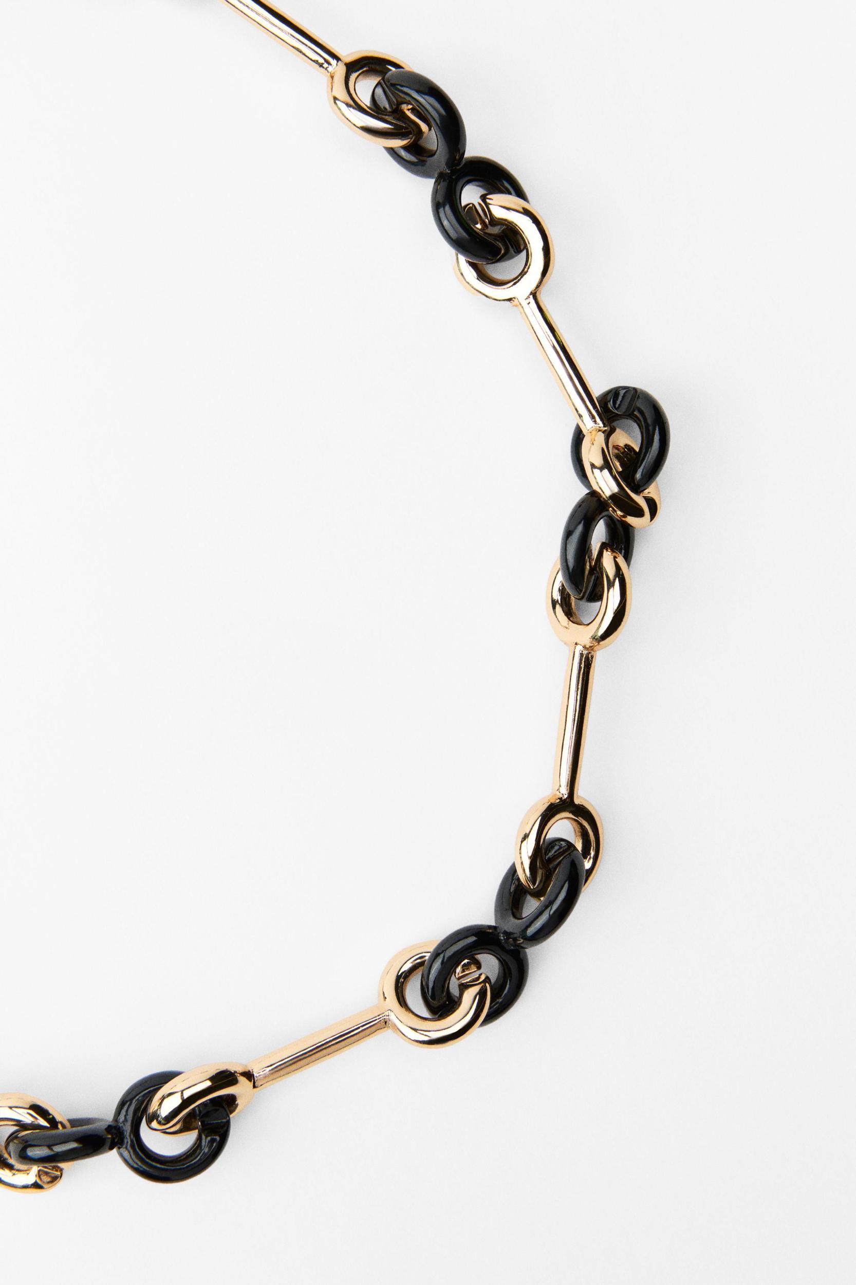 MIXED CHAIN NECKLACE Product Image