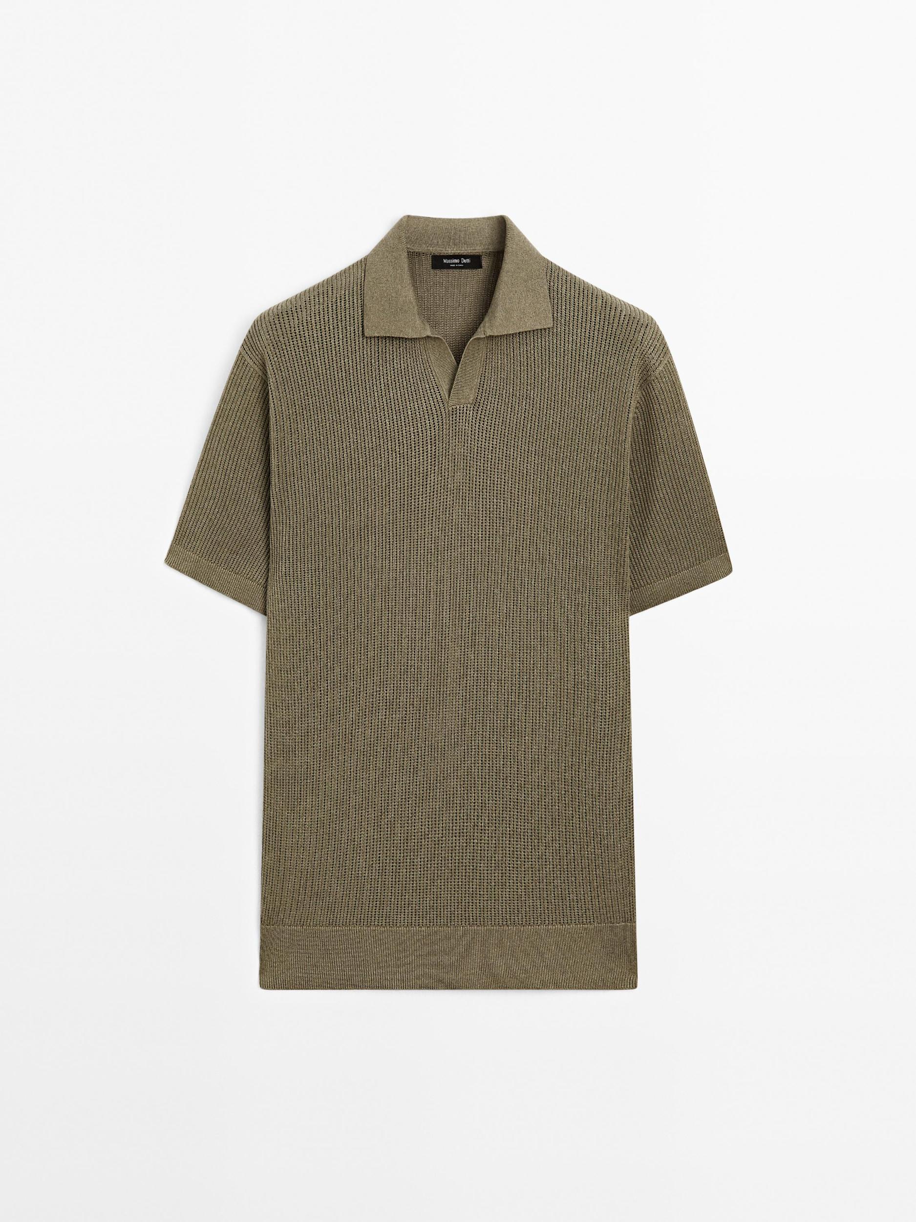 Cutwork V-neck polo shirt Product Image