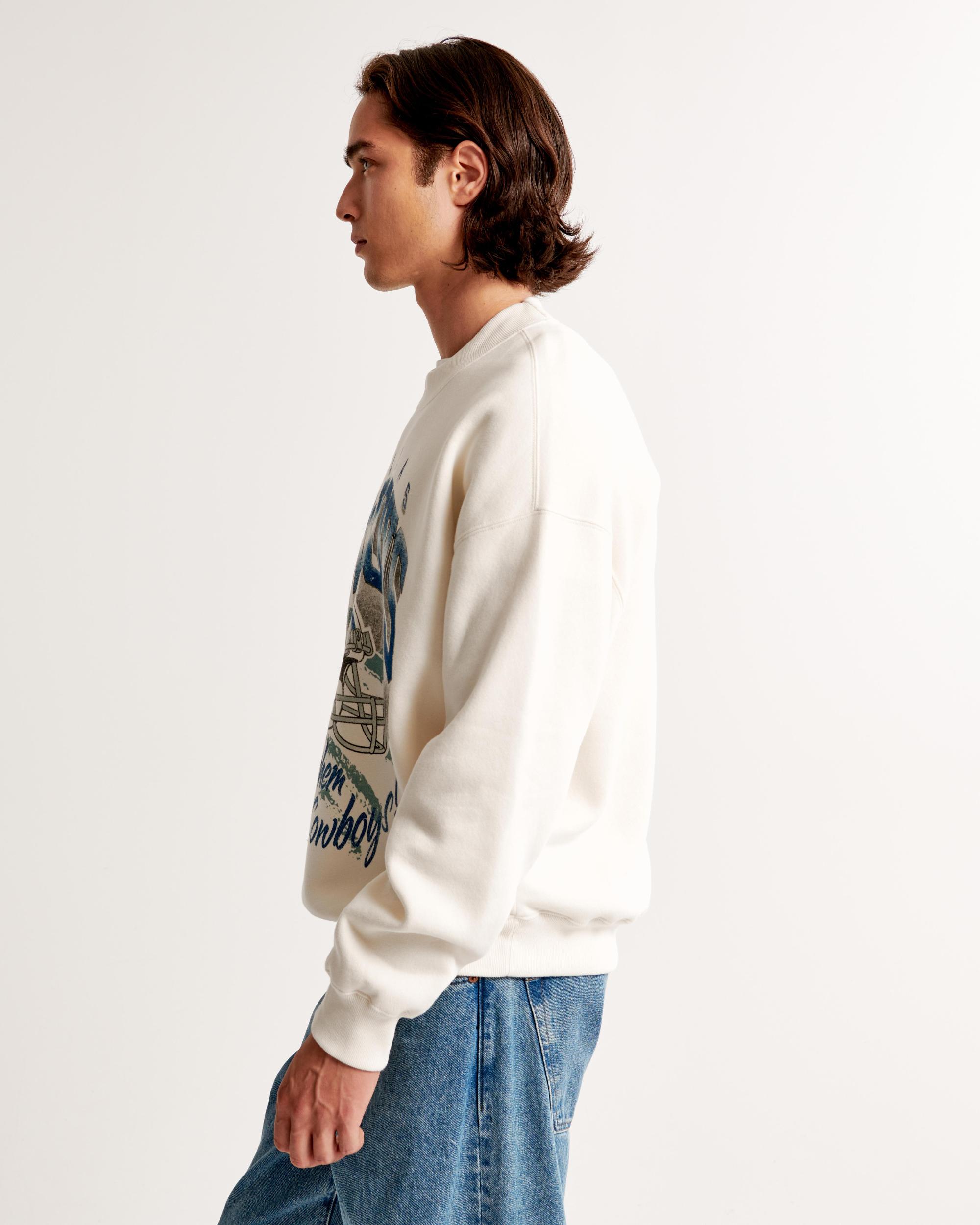 New England Patriots Graphic Crew Sweatshirt Product Image