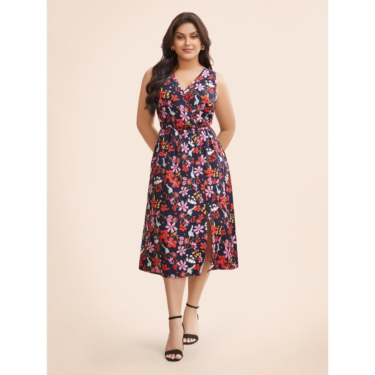 Plus Size Floral Print Split Hem Sleeveless Dress DarkBlue Women Elegant Slit Overlap Collar Sleeveless Curvy BloomChic 28/5X Product Image