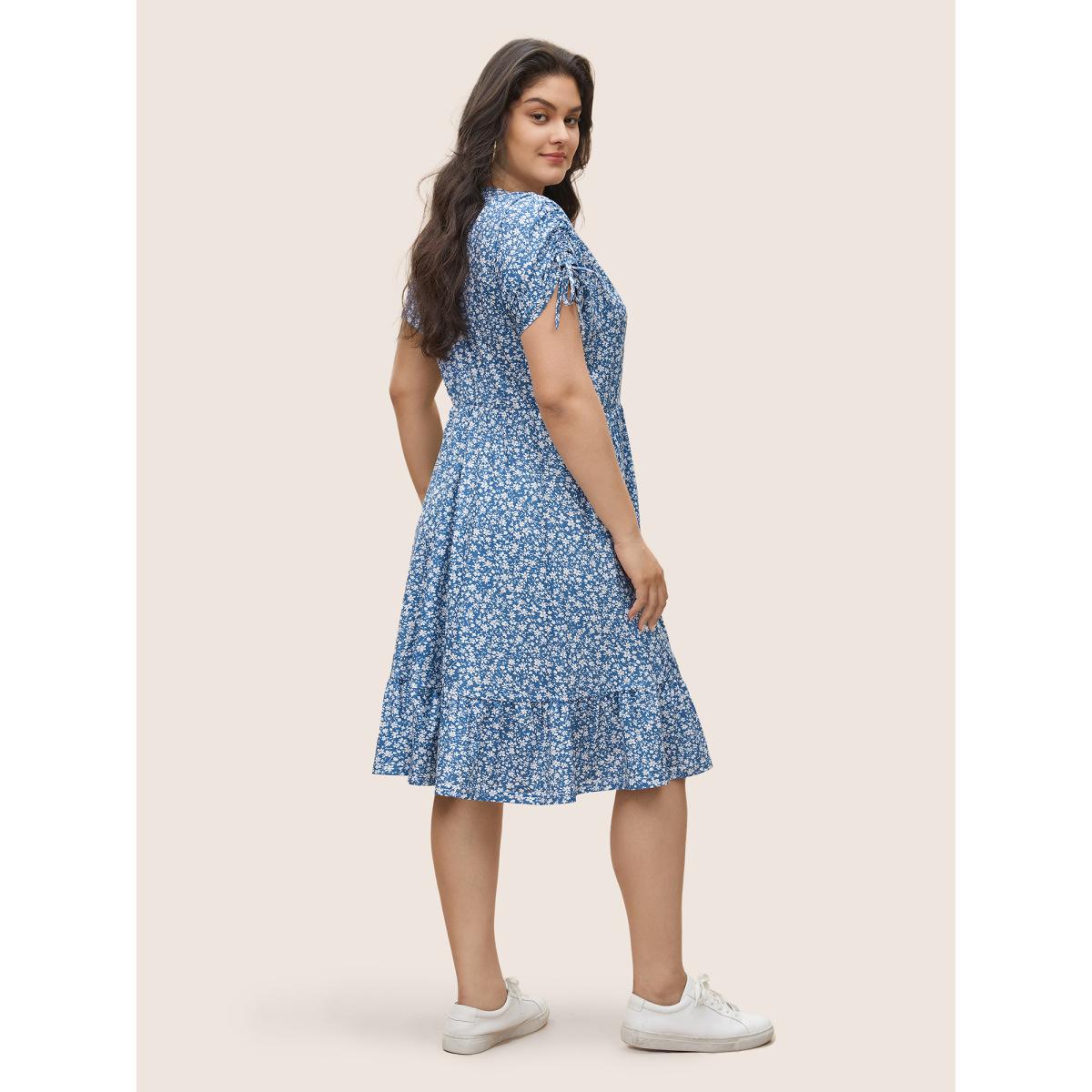 Plus Size Ditsy Floral Drawstring Batwing Sleeve Ruffle Hem Dress Blue Women Elegant Non V-neck Short sleeve Curvy Midi Dress BloomChic 22-24/3X Product Image