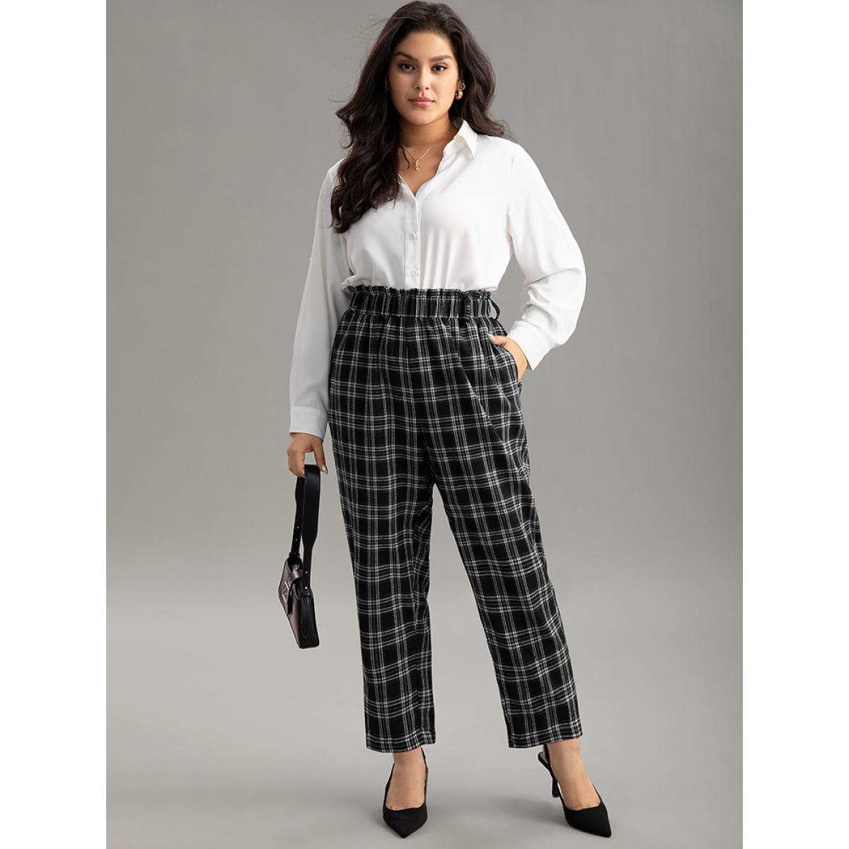 Plus Size Plaid Paperbag Waist Pocket Pants Women Black Office Bodycon High Rise Work Pants BloomChic 18-20/2X Product Image